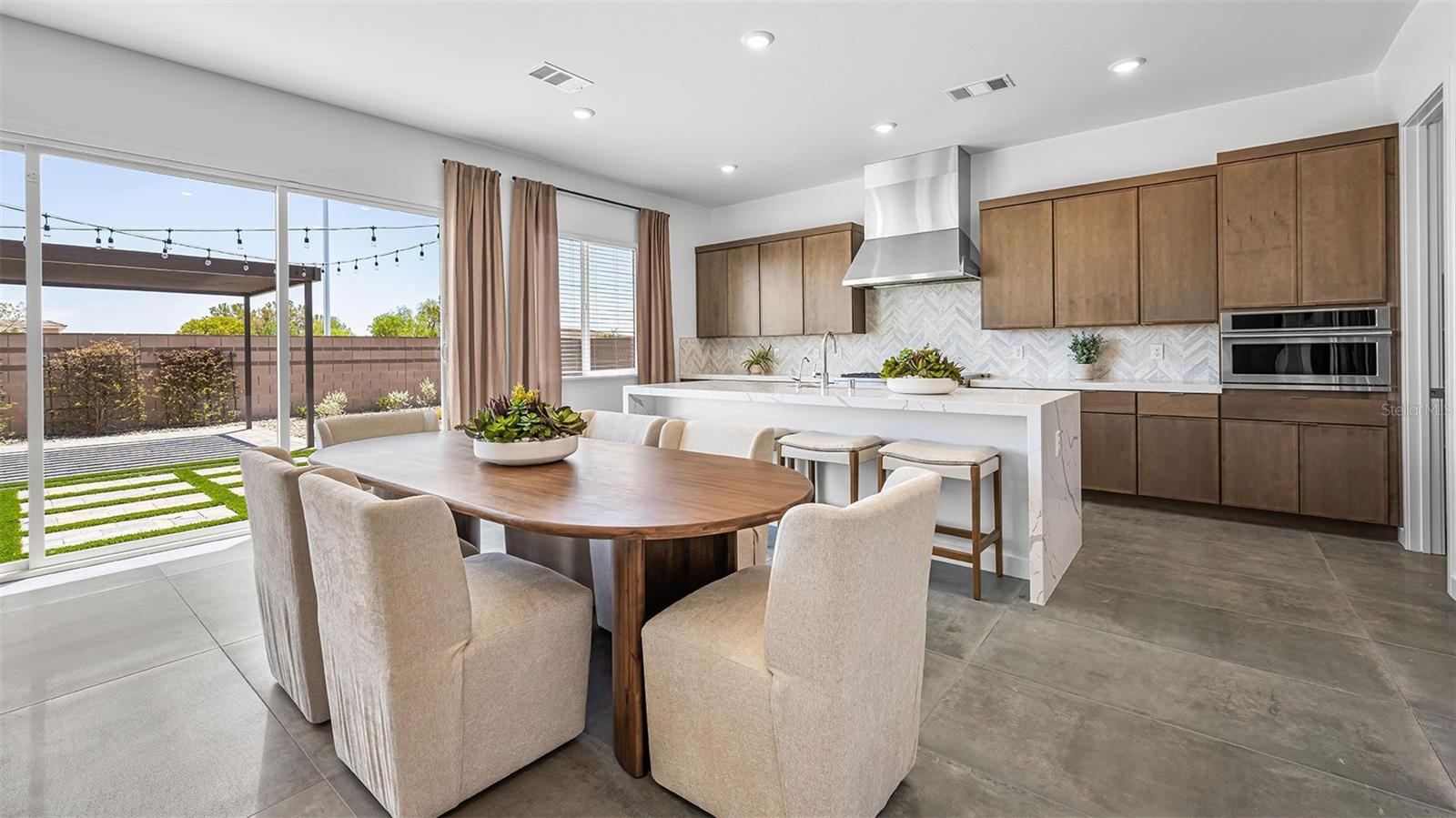 Image 2 of 47 For 13057 Empress Jewel Trail