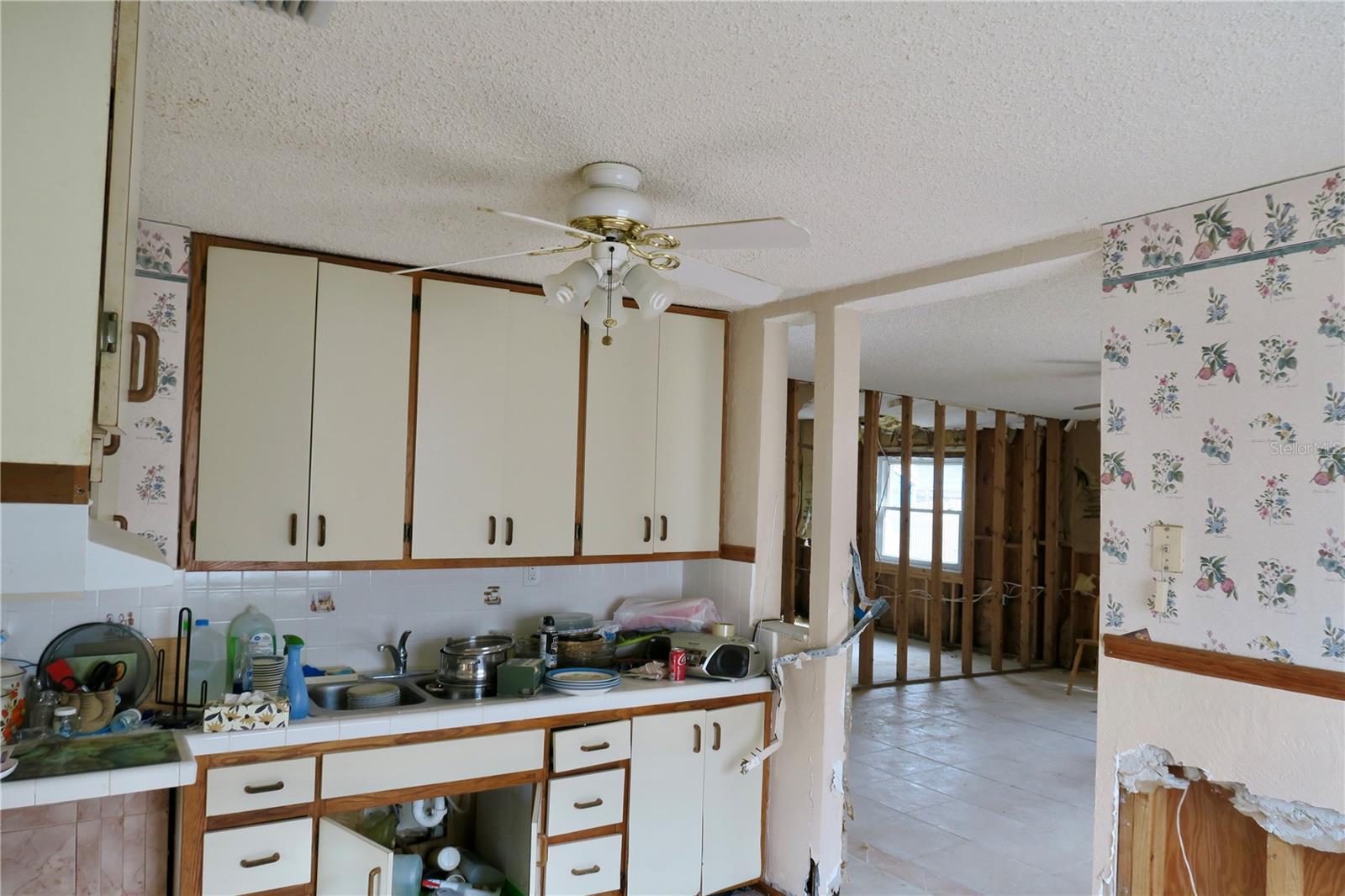 Image 7 of 25 For 2654 Miriam Street S