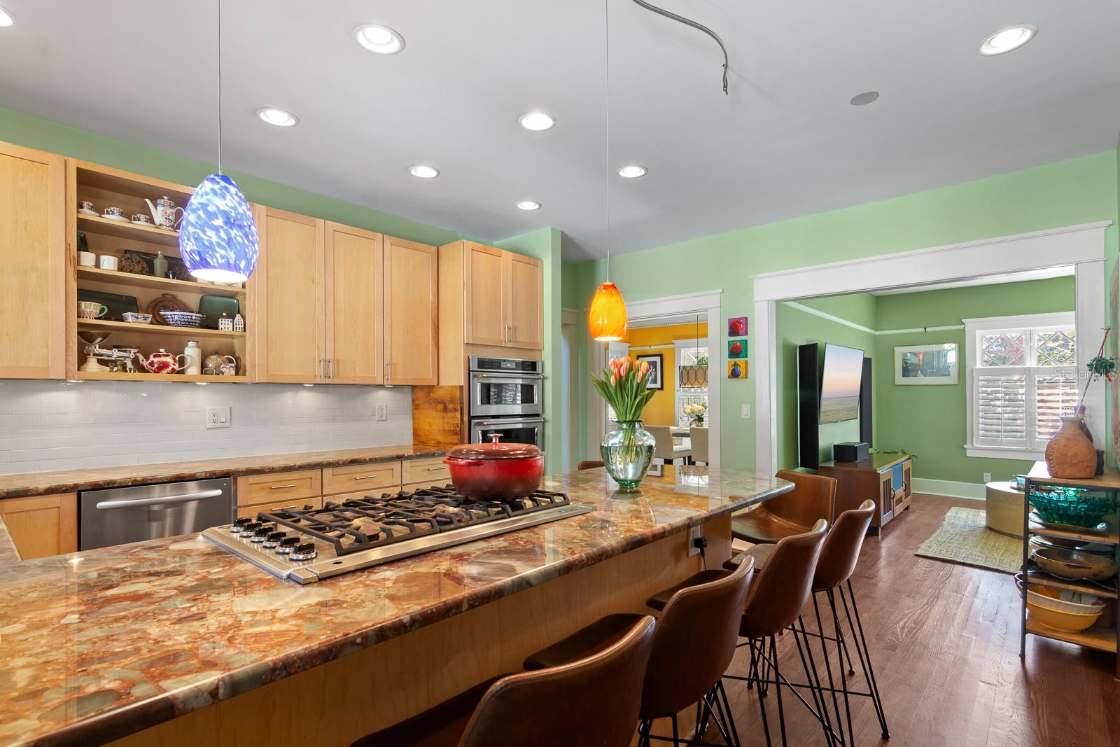 Image 15 of 53 For 1027 Dakota Avenue