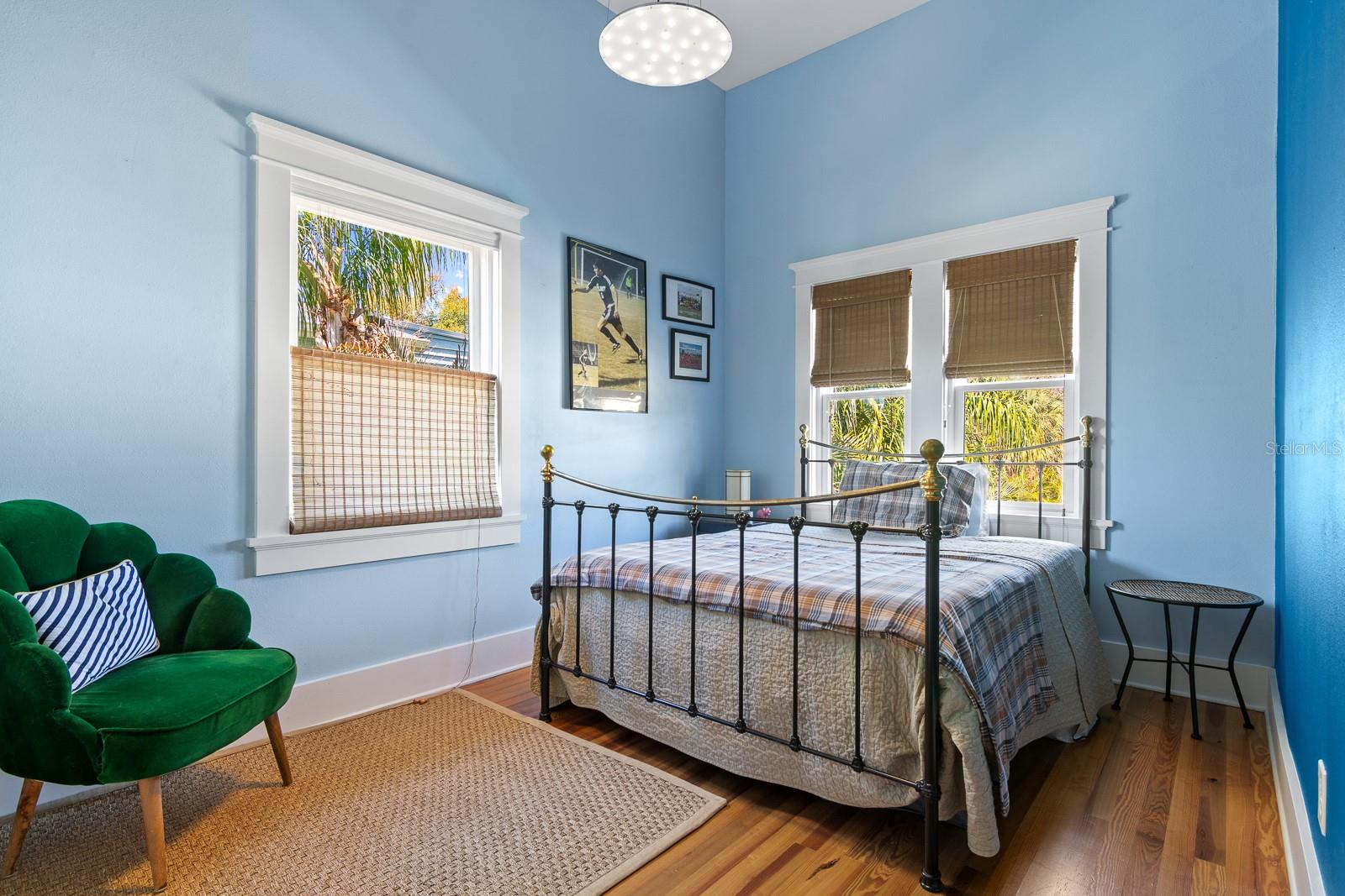 Image 31 of 53 For 1027 Dakota Avenue