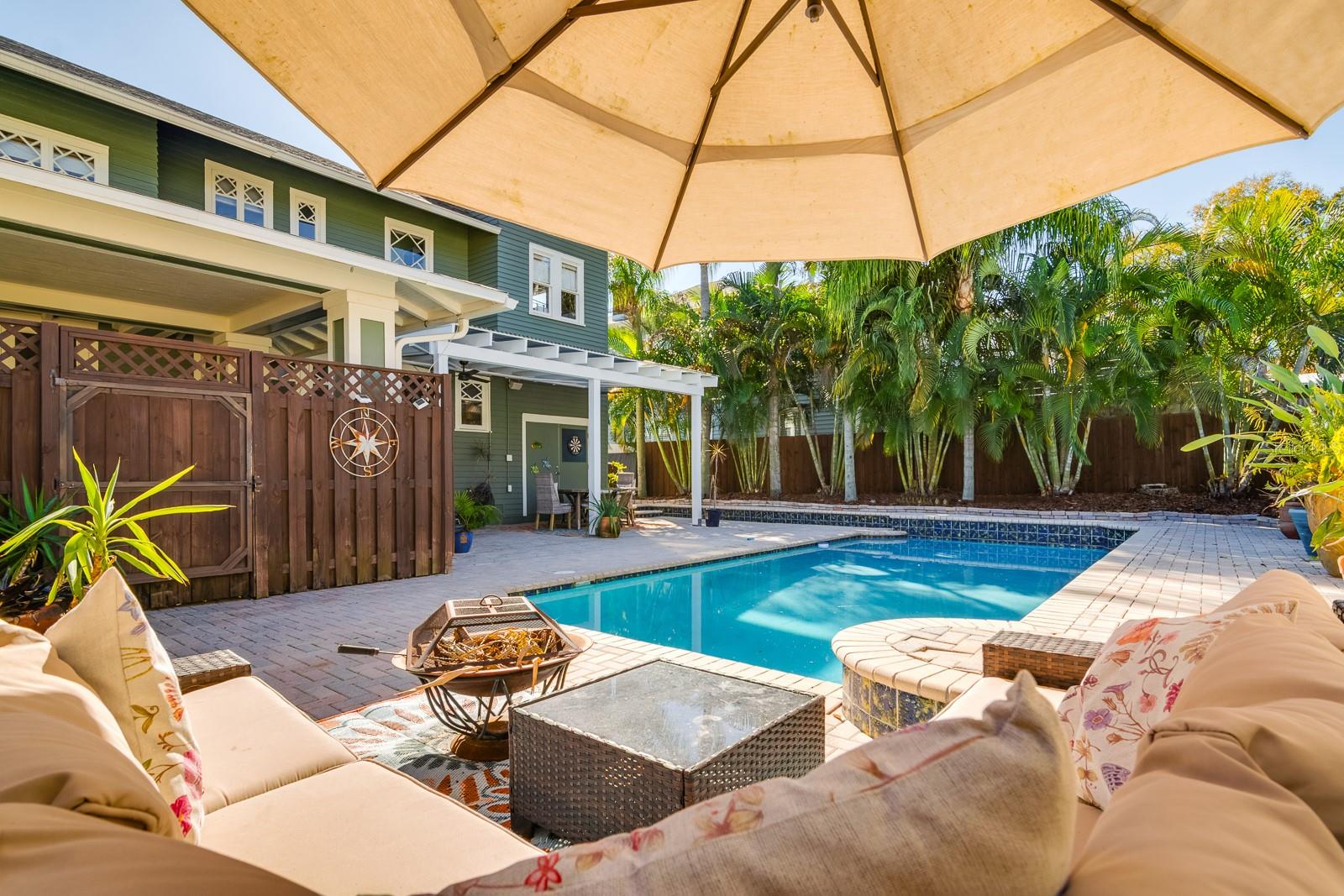 Image 40 of 53 For 1027 Dakota Avenue