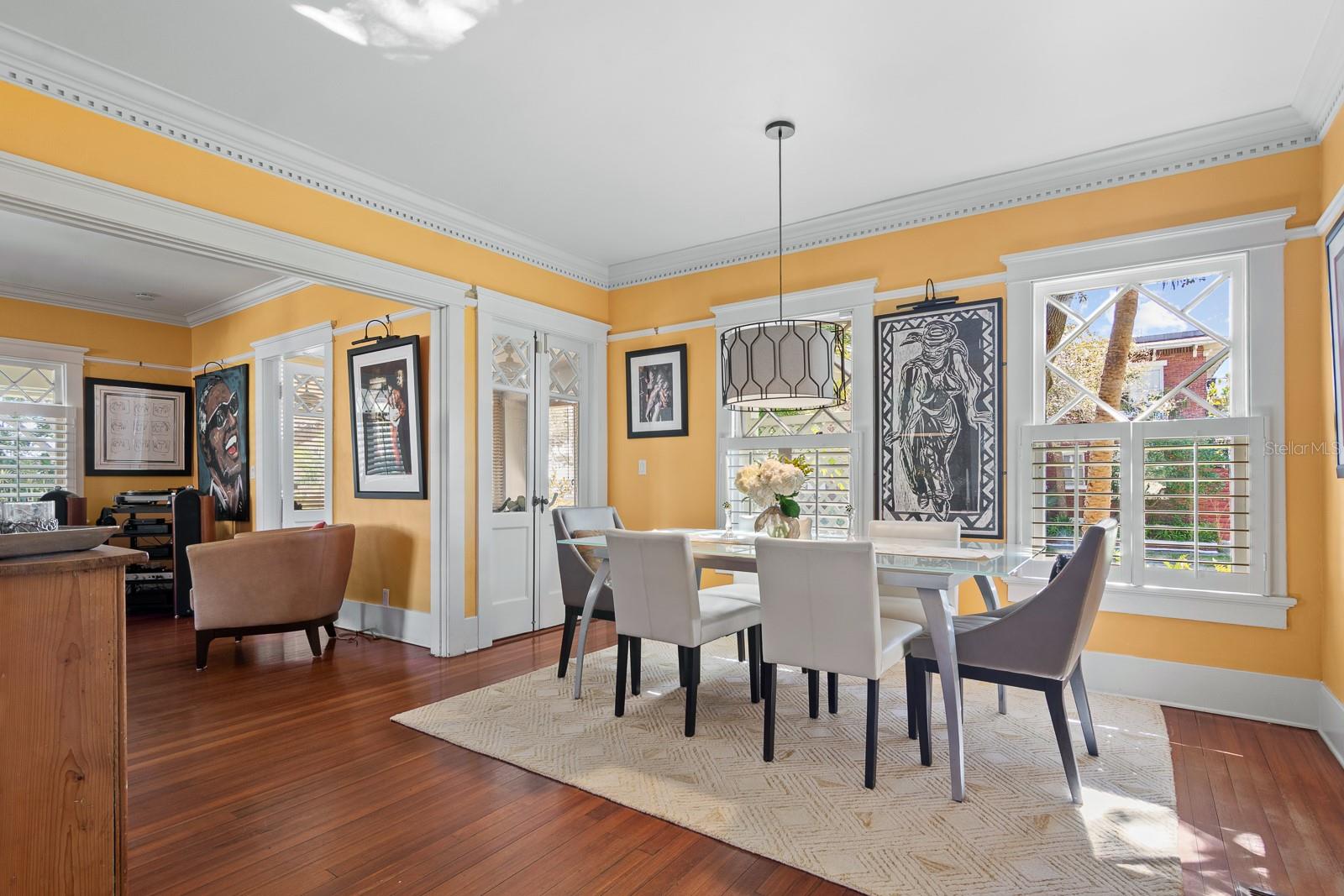 Image 7 of 53 For 1027 Dakota Avenue