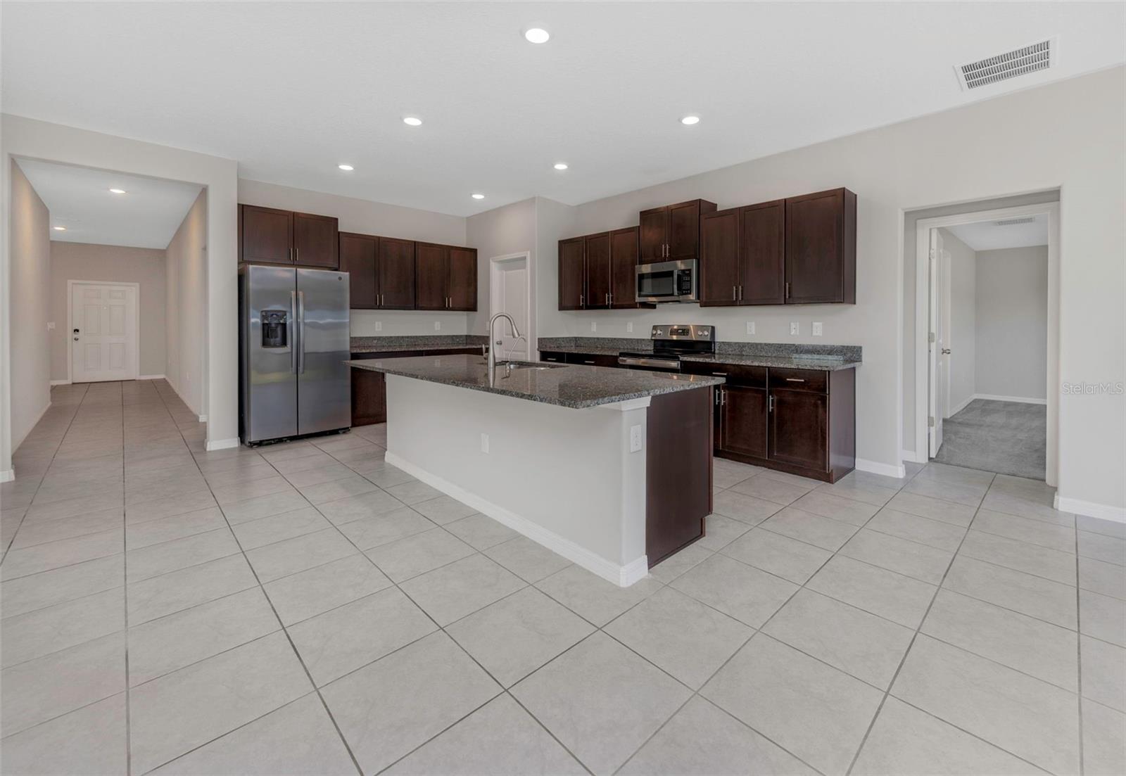 Image 25 of 66 For 16612 Carlton Pond Street