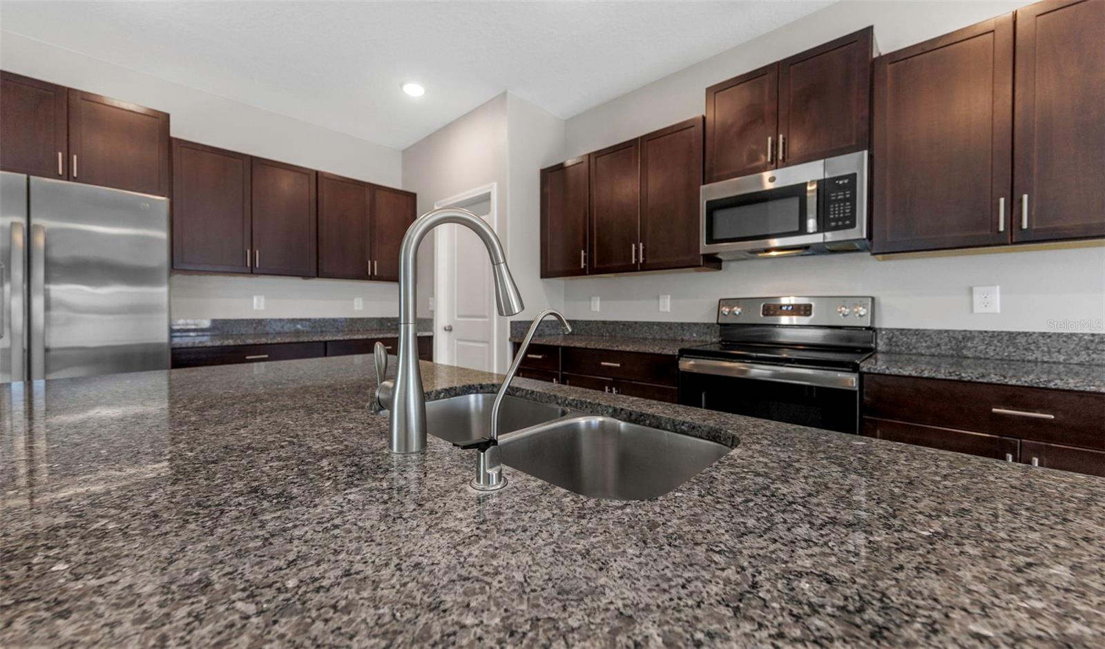 Image 30 of 66 For 16612 Carlton Pond Street