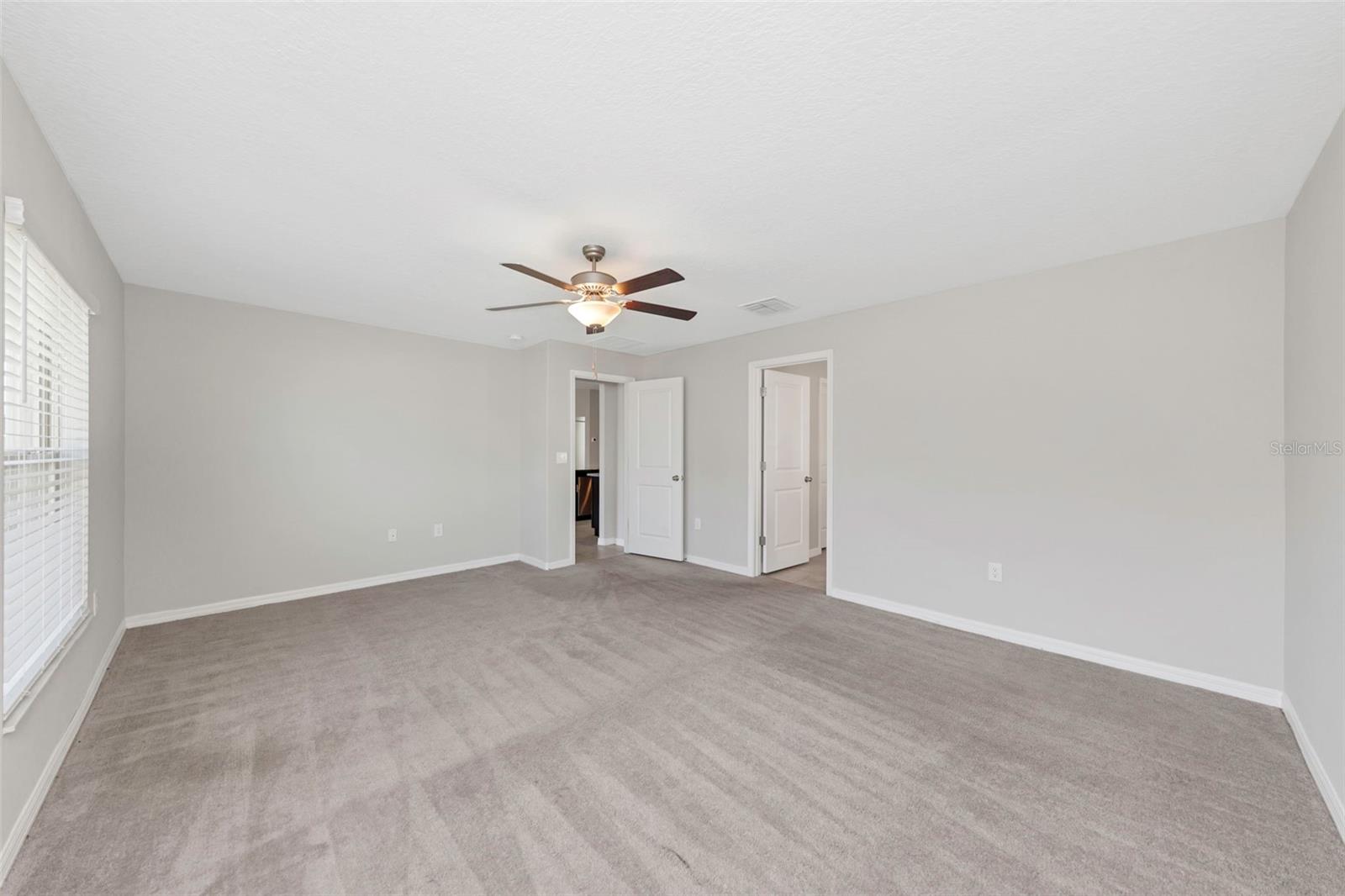 Image 40 of 66 For 16612 Carlton Pond Street