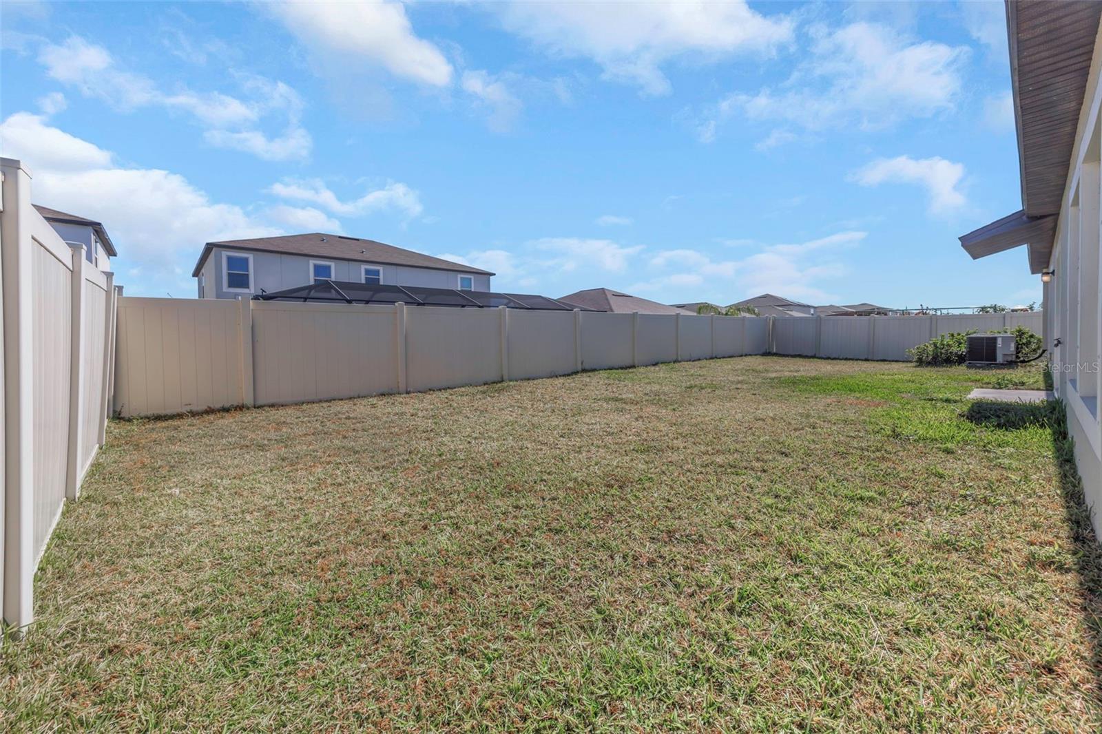 Image 47 of 66 For 16612 Carlton Pond Street