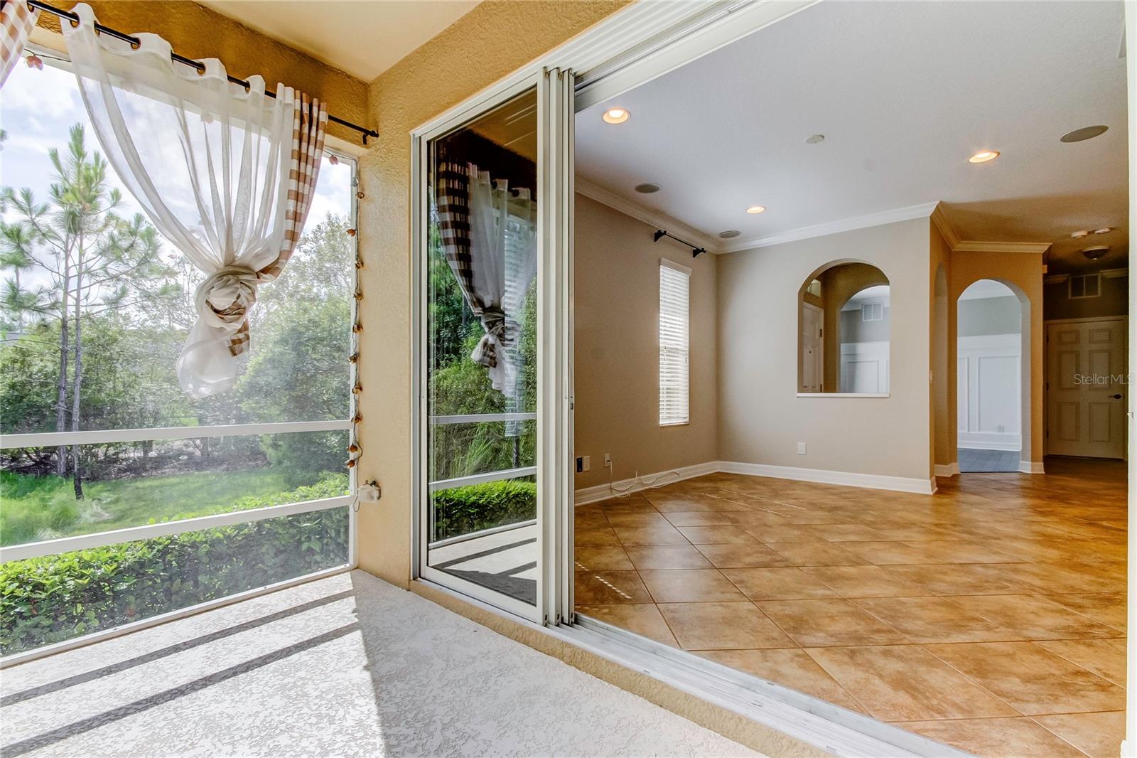 Image 27 of 68 For 12507 Silverdale Street