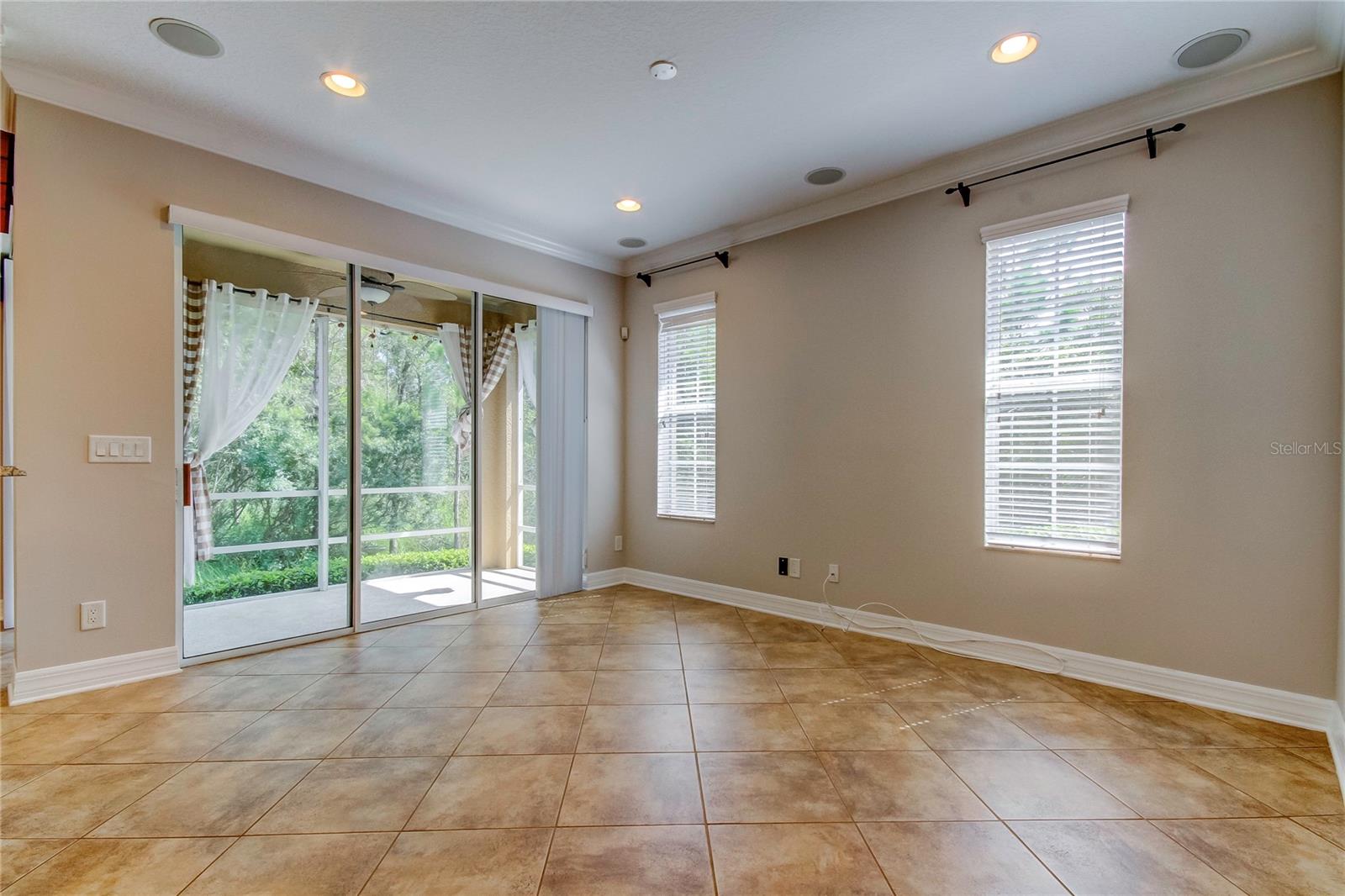 Image 9 of 68 For 12507 Silverdale Street