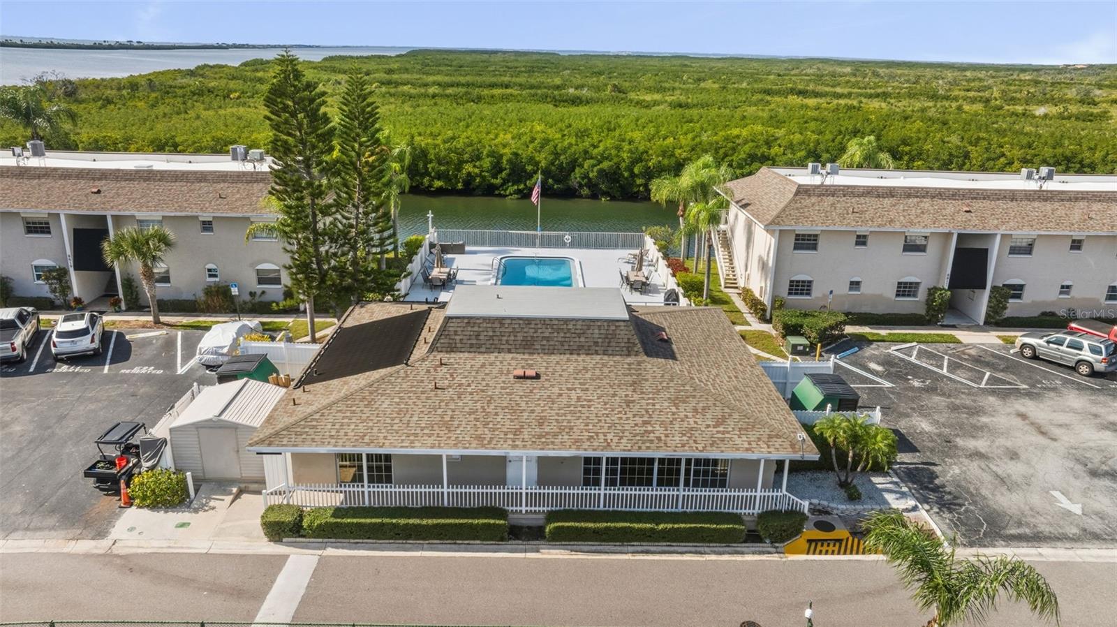 Image 33 of 38 For 8806 Bay Pointe Drive 206