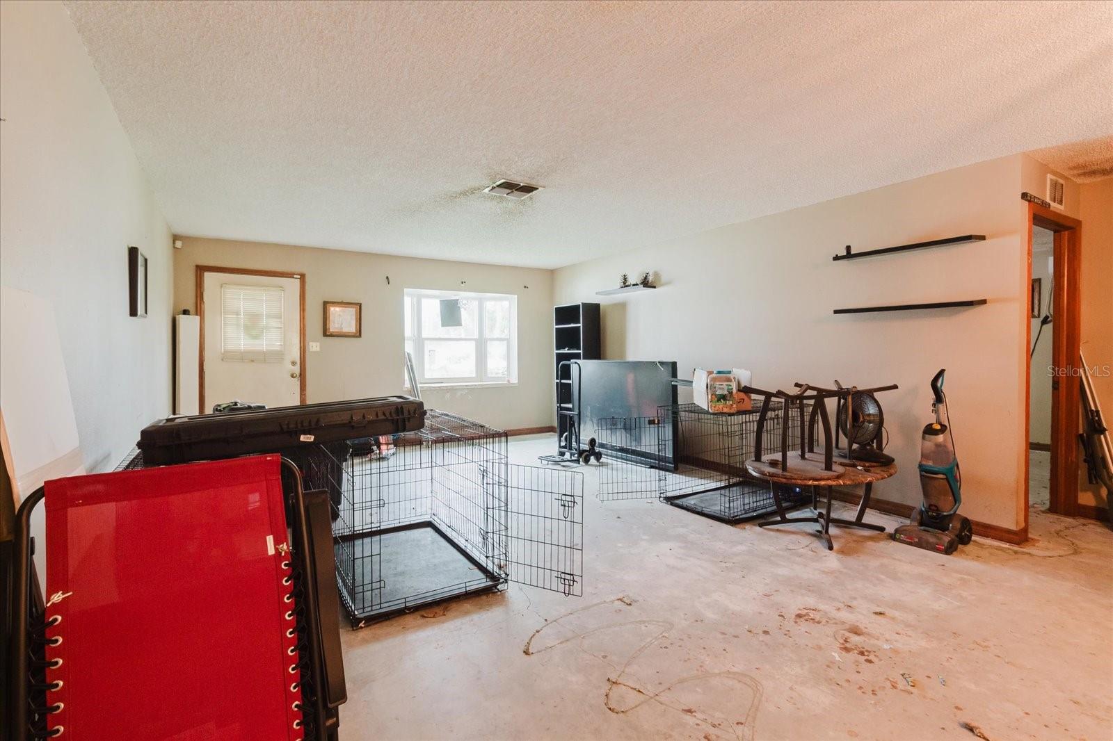 Image 13 of 71 For 8513 Bella Via