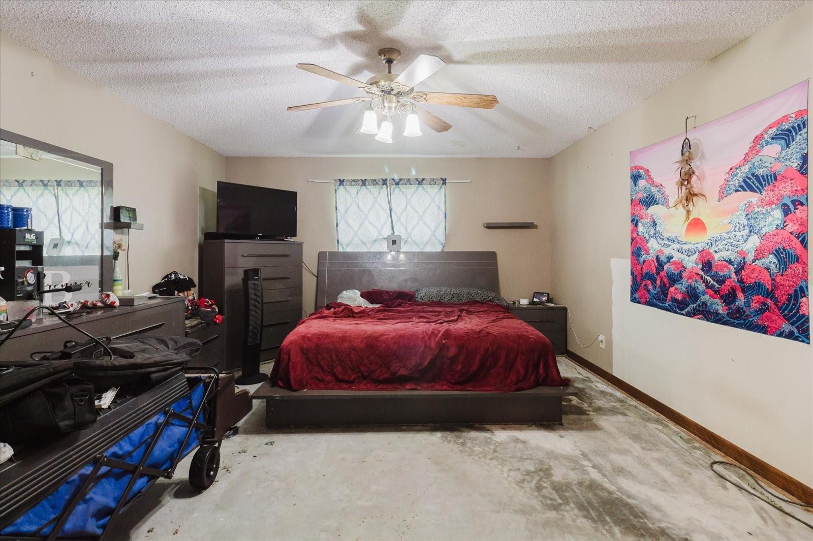 Image 29 of 71 For 8513 Bella Via