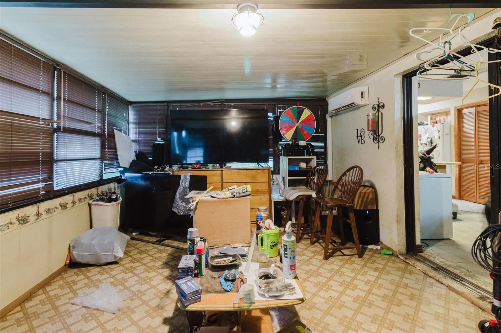 Image 37 of 71 For 8513 Bella Via