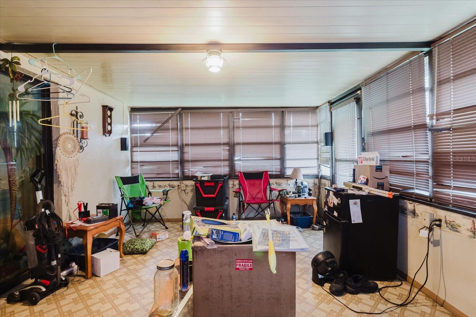 Image 38 of 71 For 8513 Bella Via