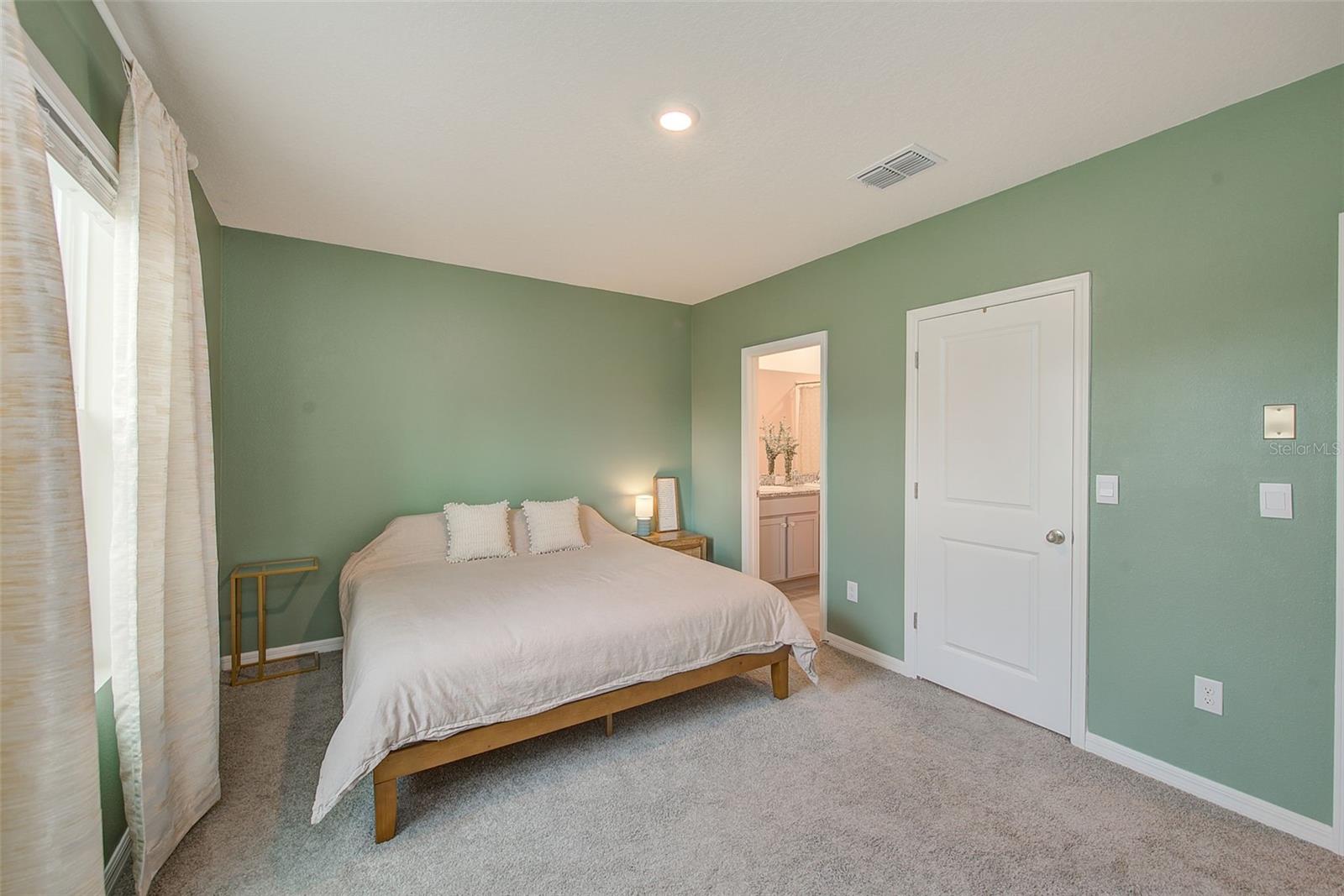 Image 14 of 32 For 11130 Crescent Deer Drive