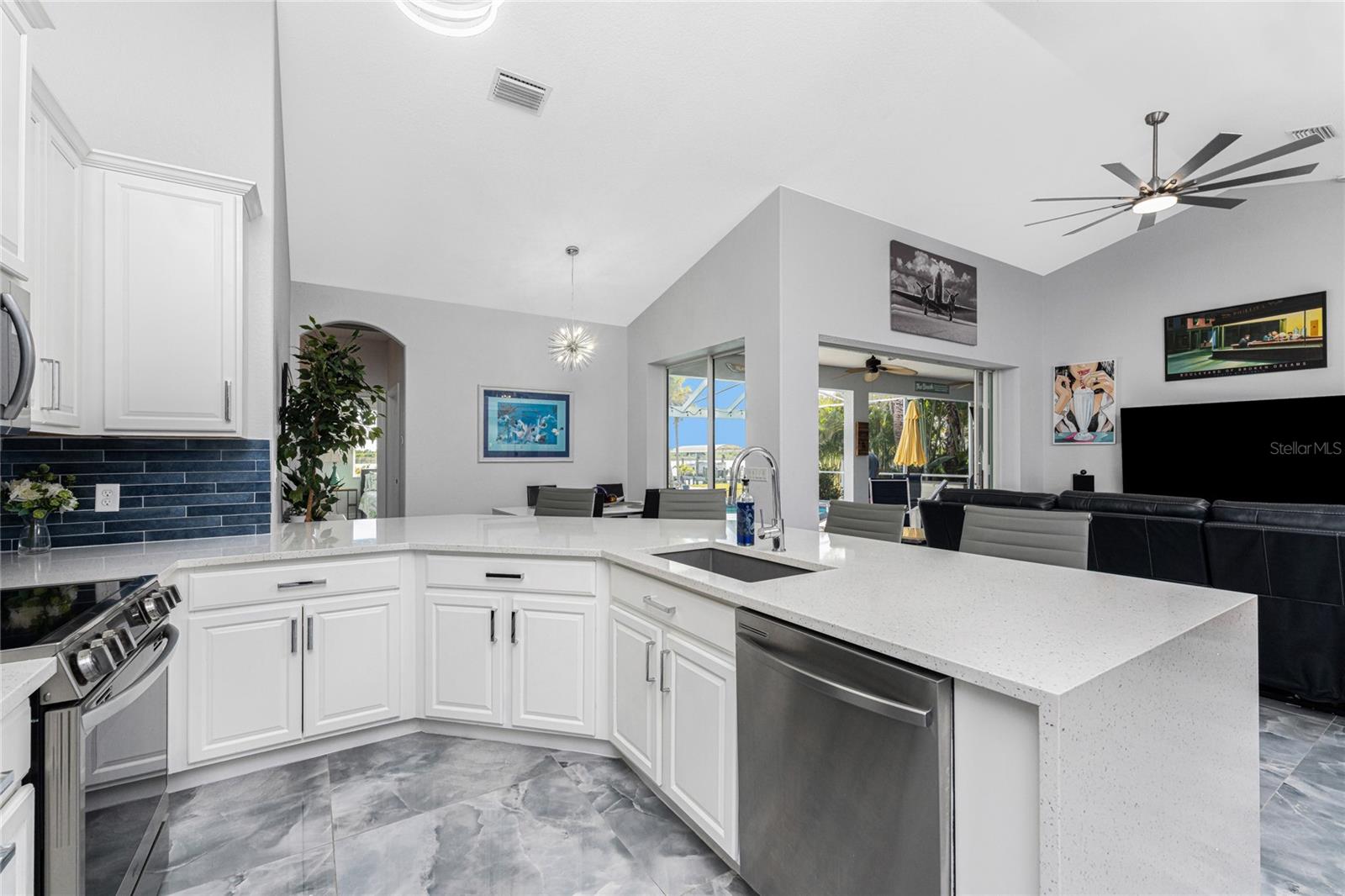 Image 12 of 49 For 16168 La Barge Circle