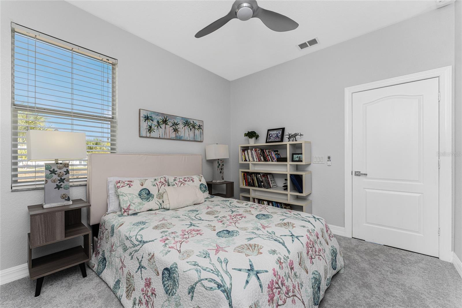 Image 16 of 49 For 16168 La Barge Circle