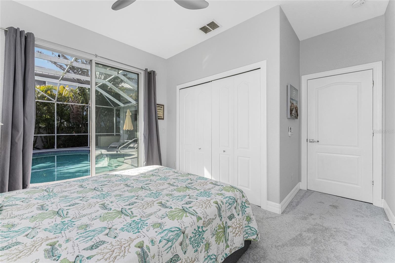 Image 22 of 49 For 16168 La Barge Circle