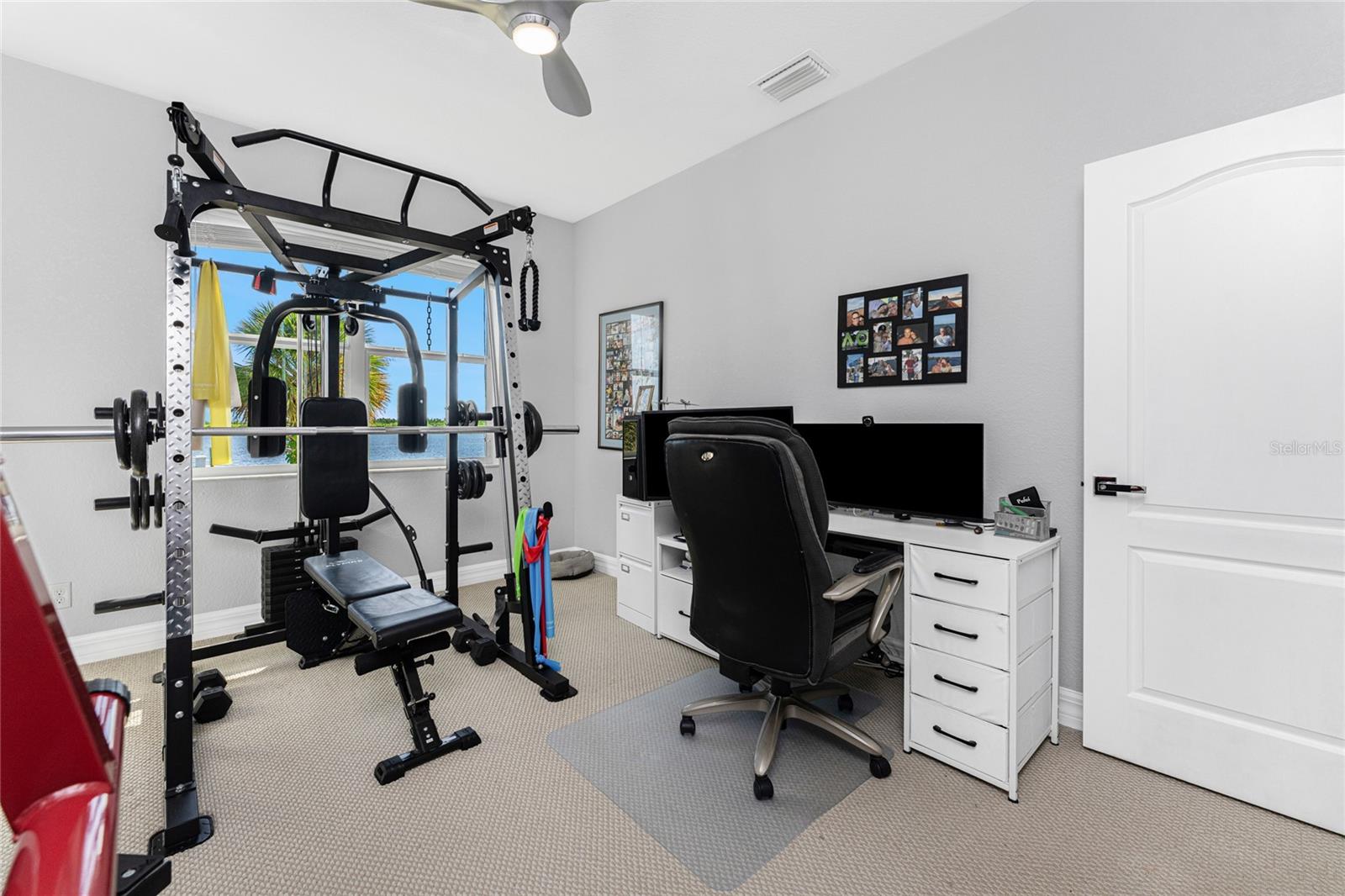 Image 24 of 49 For 16168 La Barge Circle