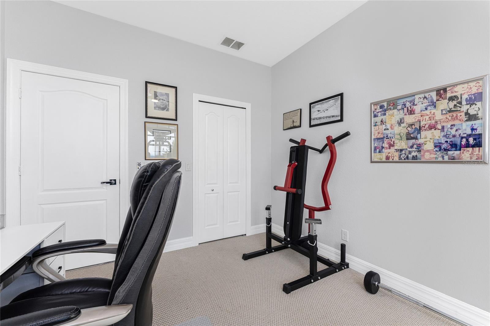 Image 25 of 49 For 16168 La Barge Circle