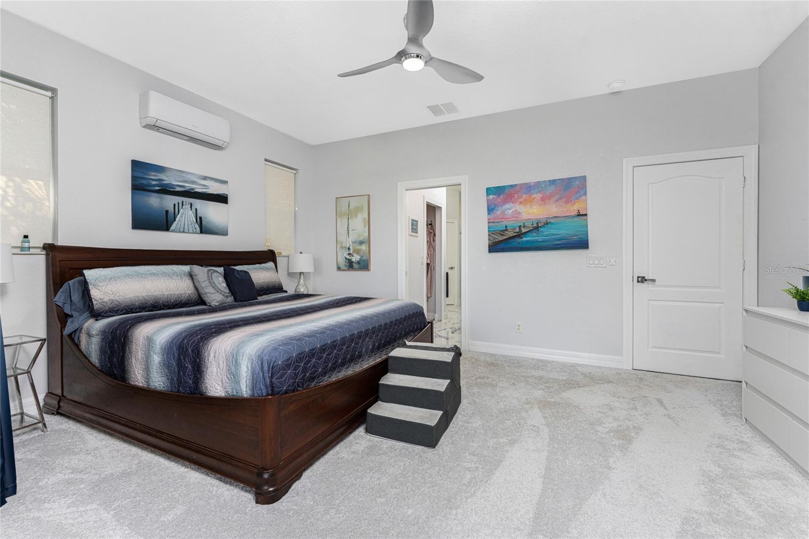 Image 28 of 49 For 16168 La Barge Circle