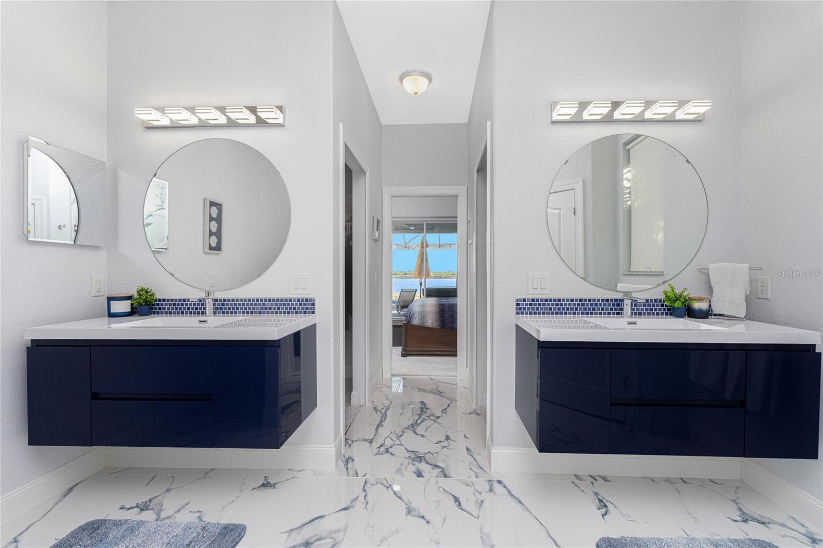 Image 30 of 49 For 16168 La Barge Circle