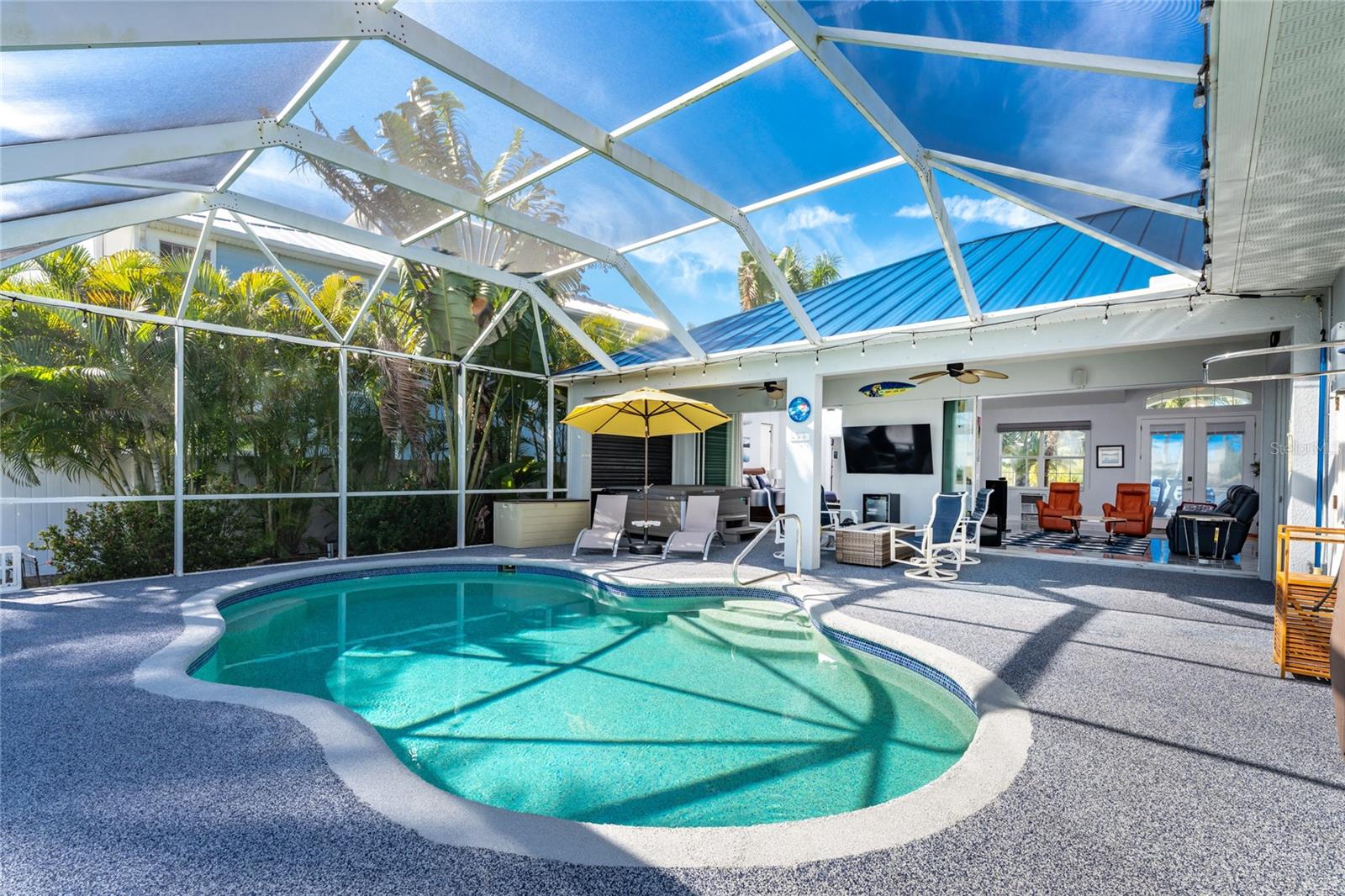 Image 38 of 49 For 16168 La Barge Circle