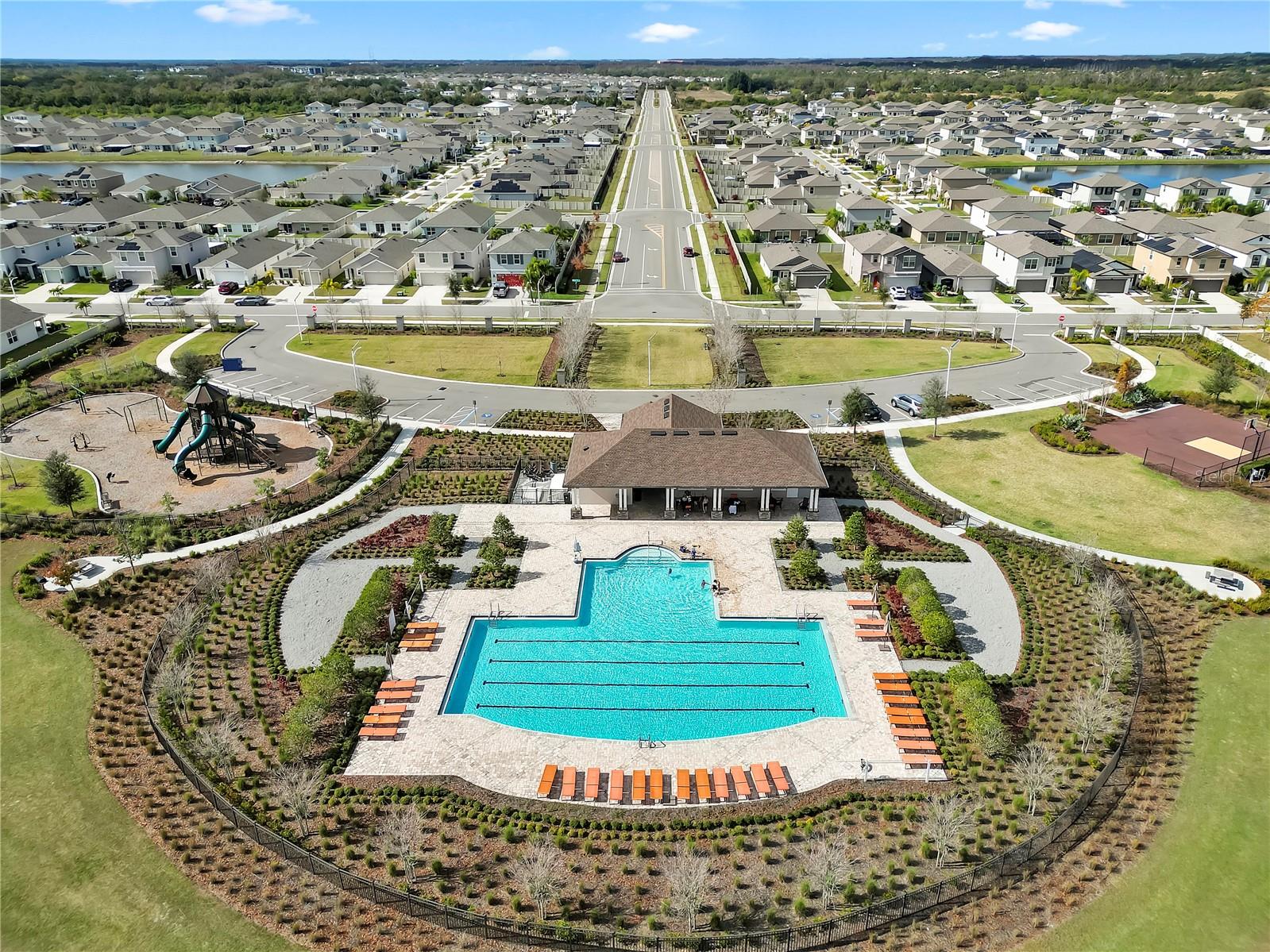 Image 8 of 31 For 16702 Carlton Pond Street