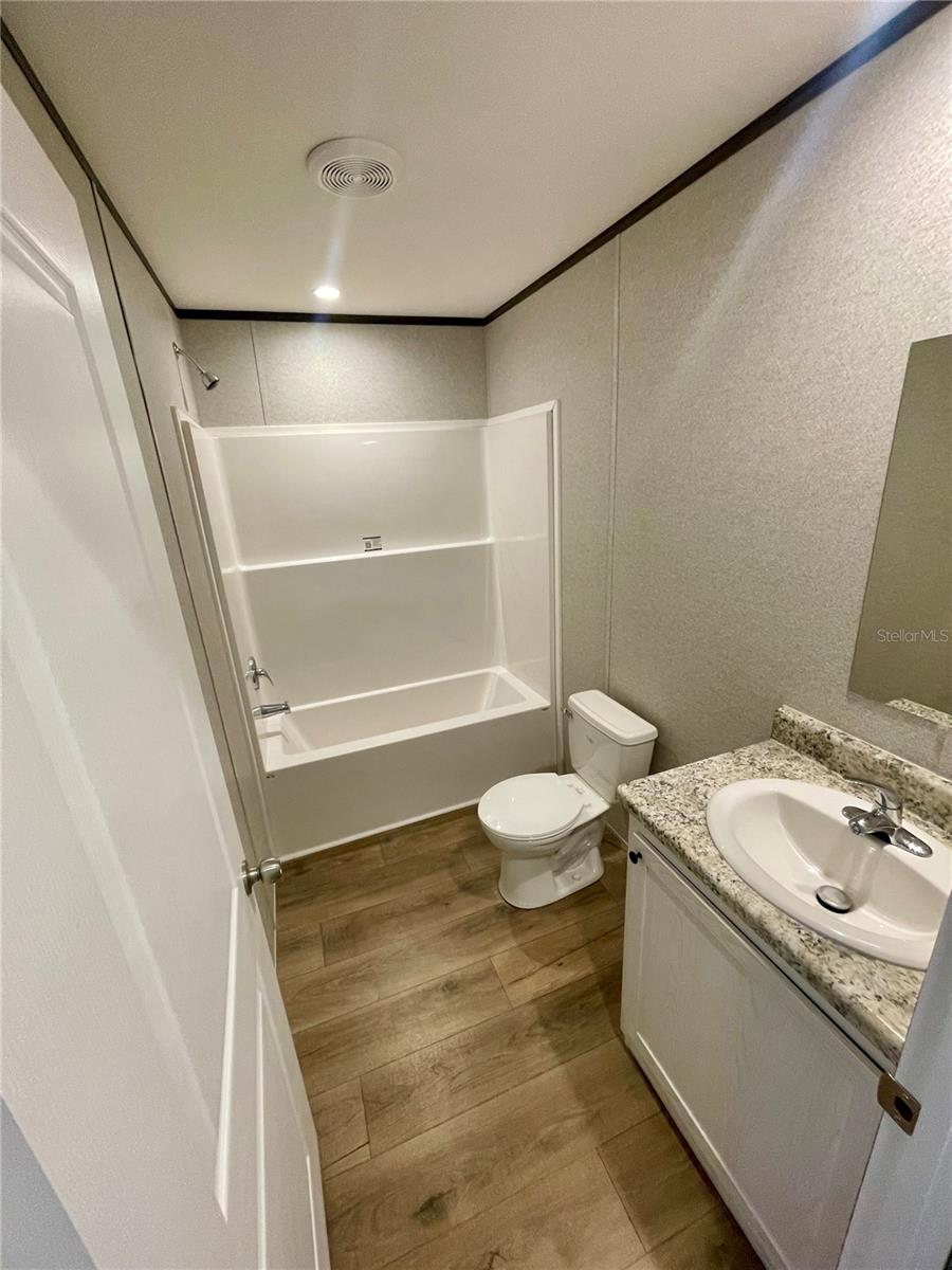 Image 23 of 36 For 9324 Peony Street