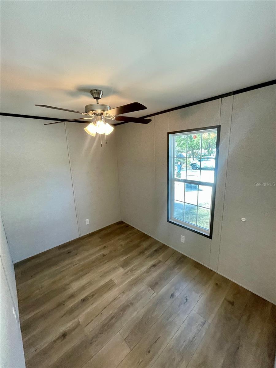 Image 25 of 36 For 9324 Peony Street