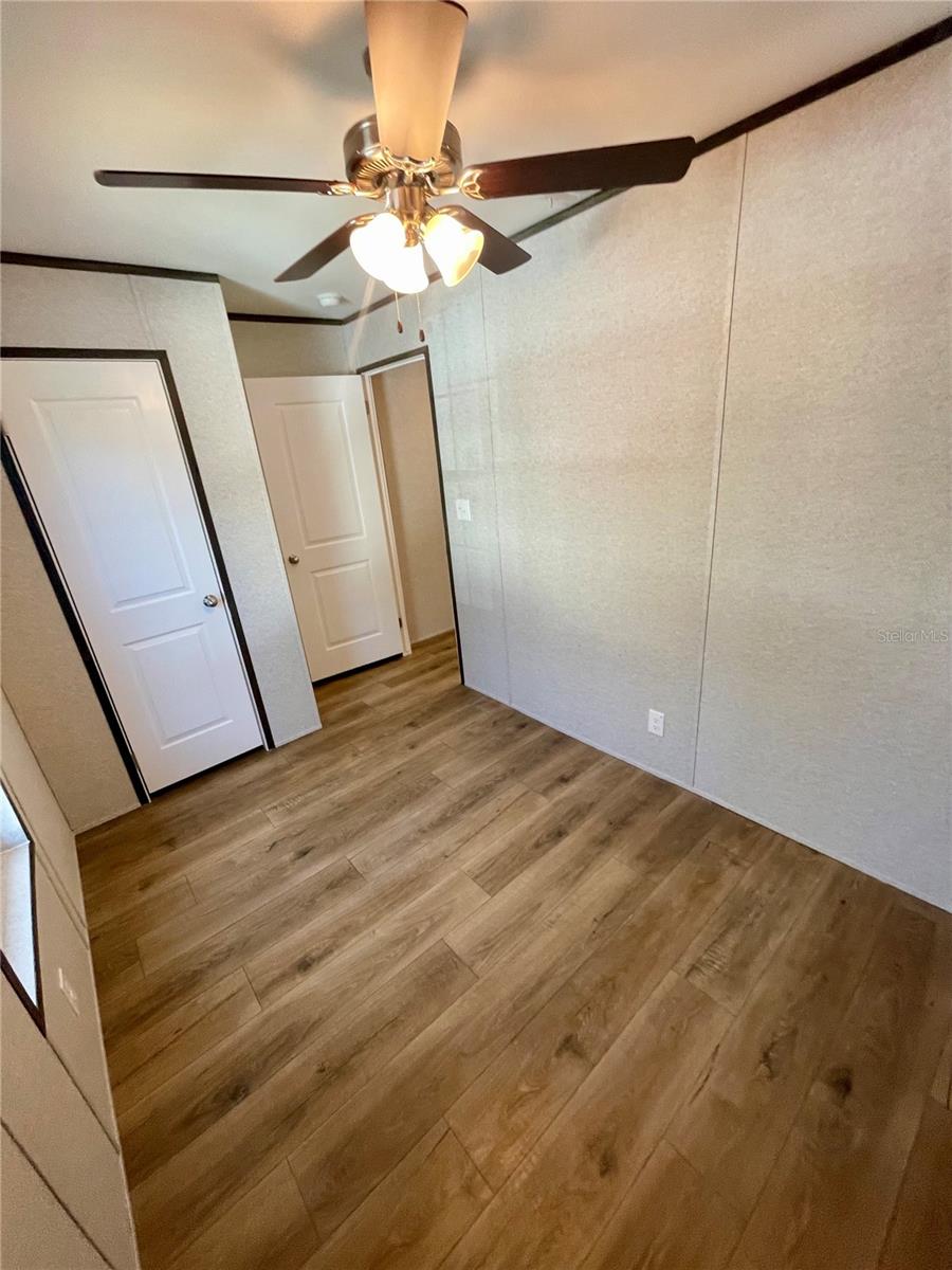 Image 26 of 36 For 9324 Peony Street