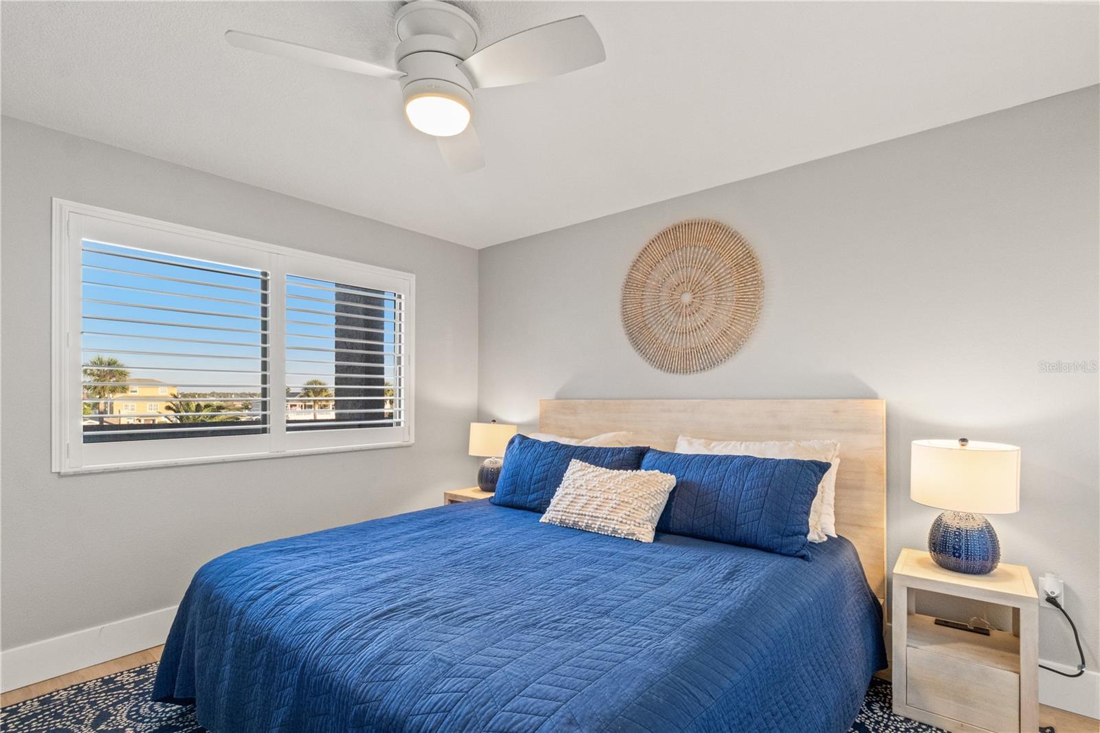 Image 14 of 56 For 6035 Sea Ranch Drive 203