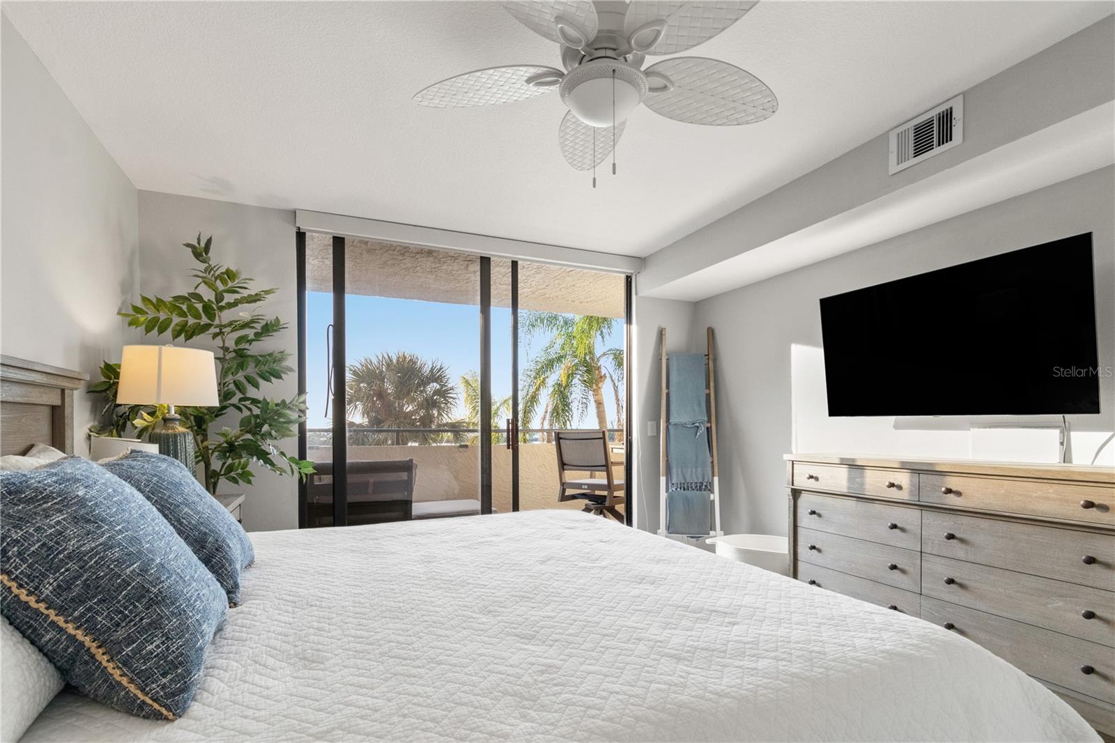 Image 25 of 56 For 6035 Sea Ranch Drive 203