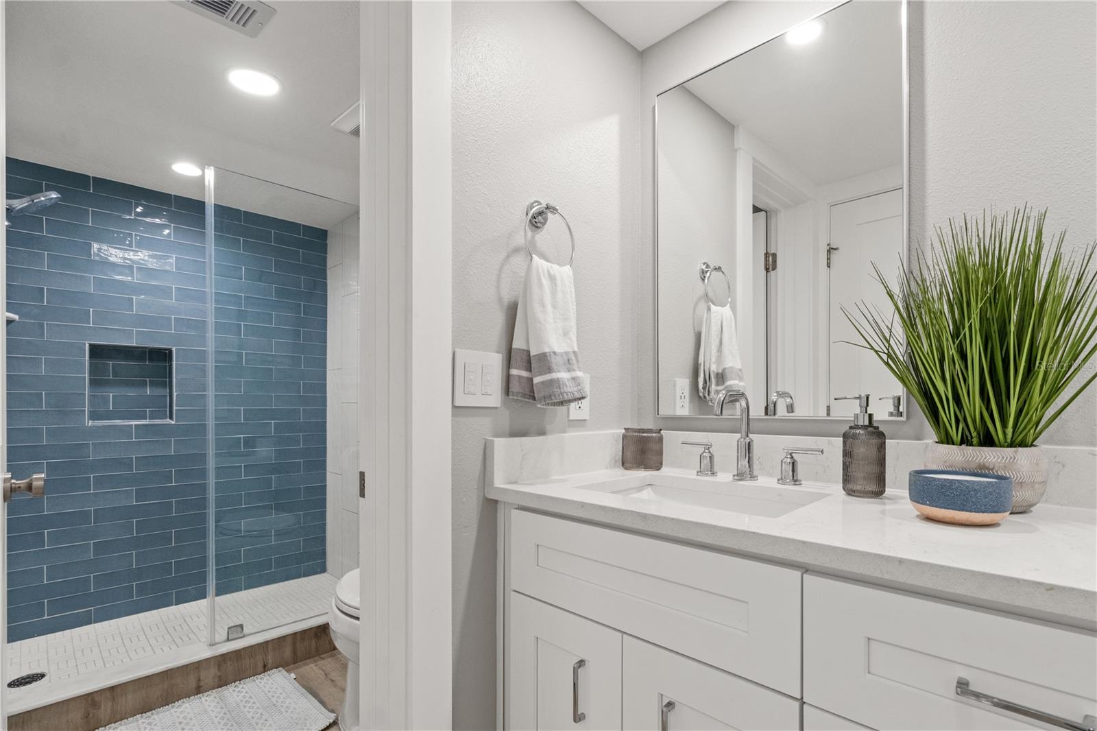 Image 27 of 56 For 6035 Sea Ranch Drive 203