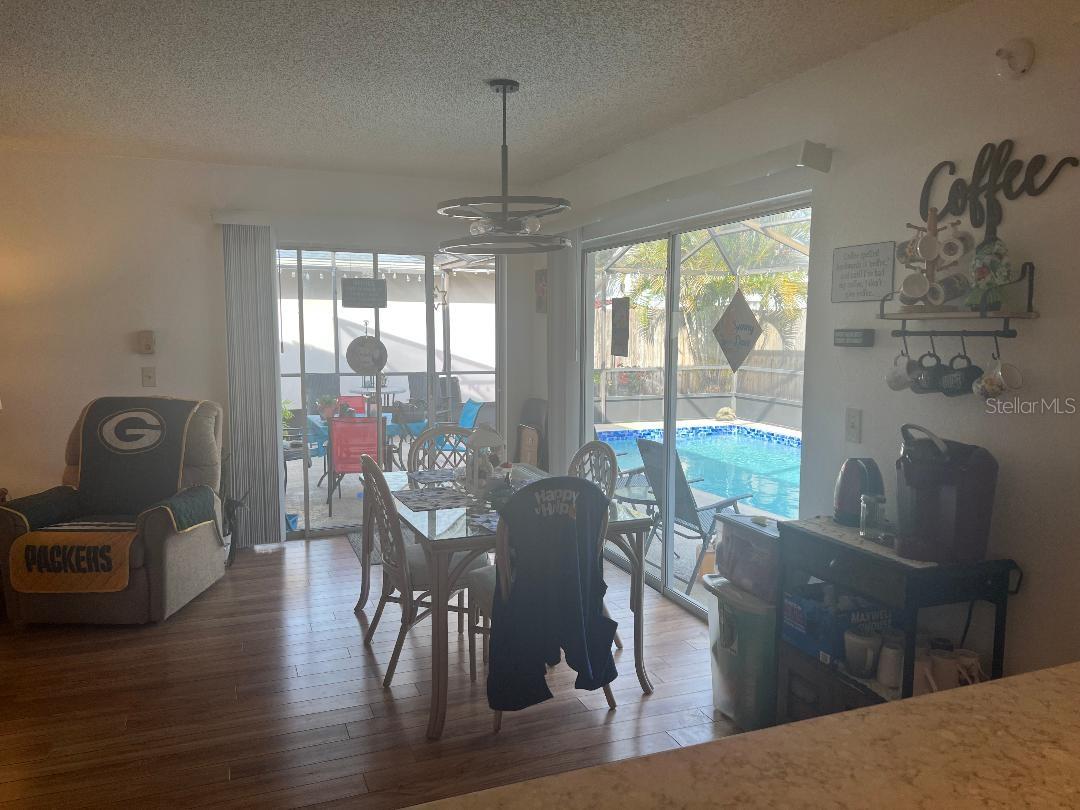 Image 15 of 60 For 2009 San Sebastian Way S