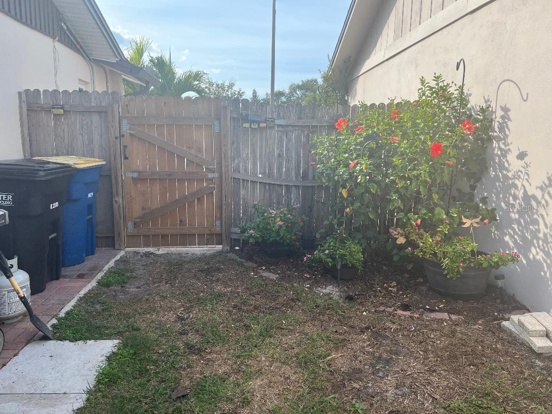 Image 34 of 60 For 2009 San Sebastian Way S