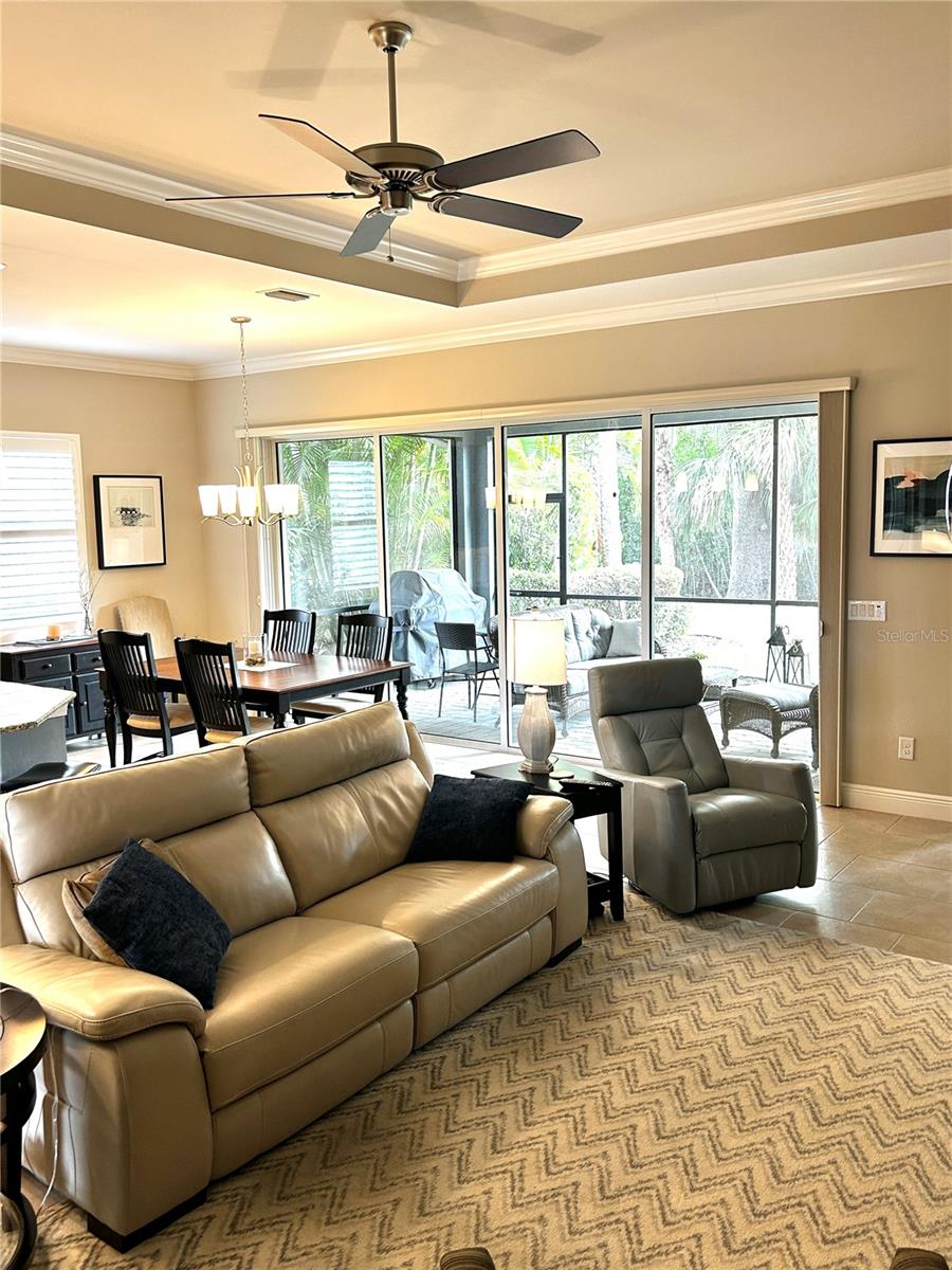 Image 23 of 73 For 5033 Lake Overlook Avenue