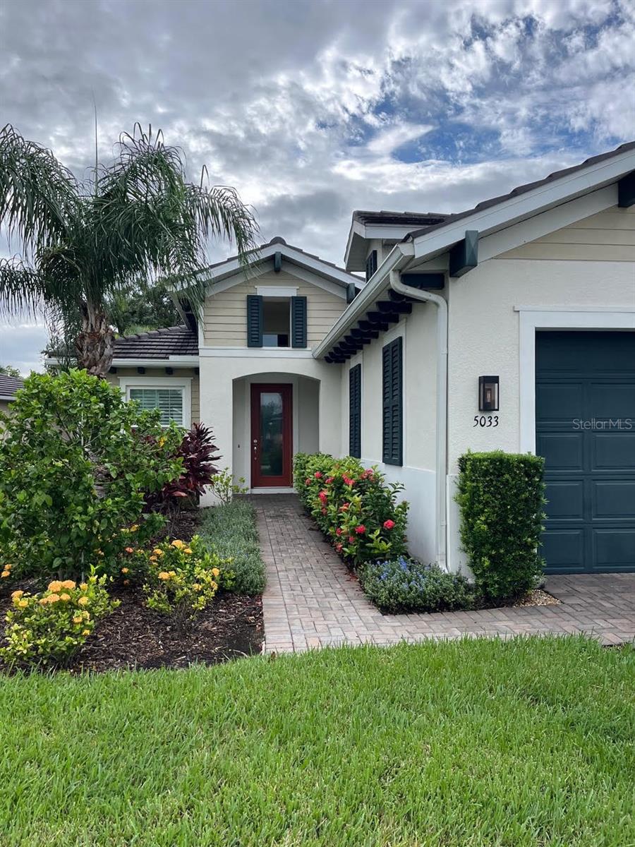 Image 49 of 73 For 5033 Lake Overlook Avenue