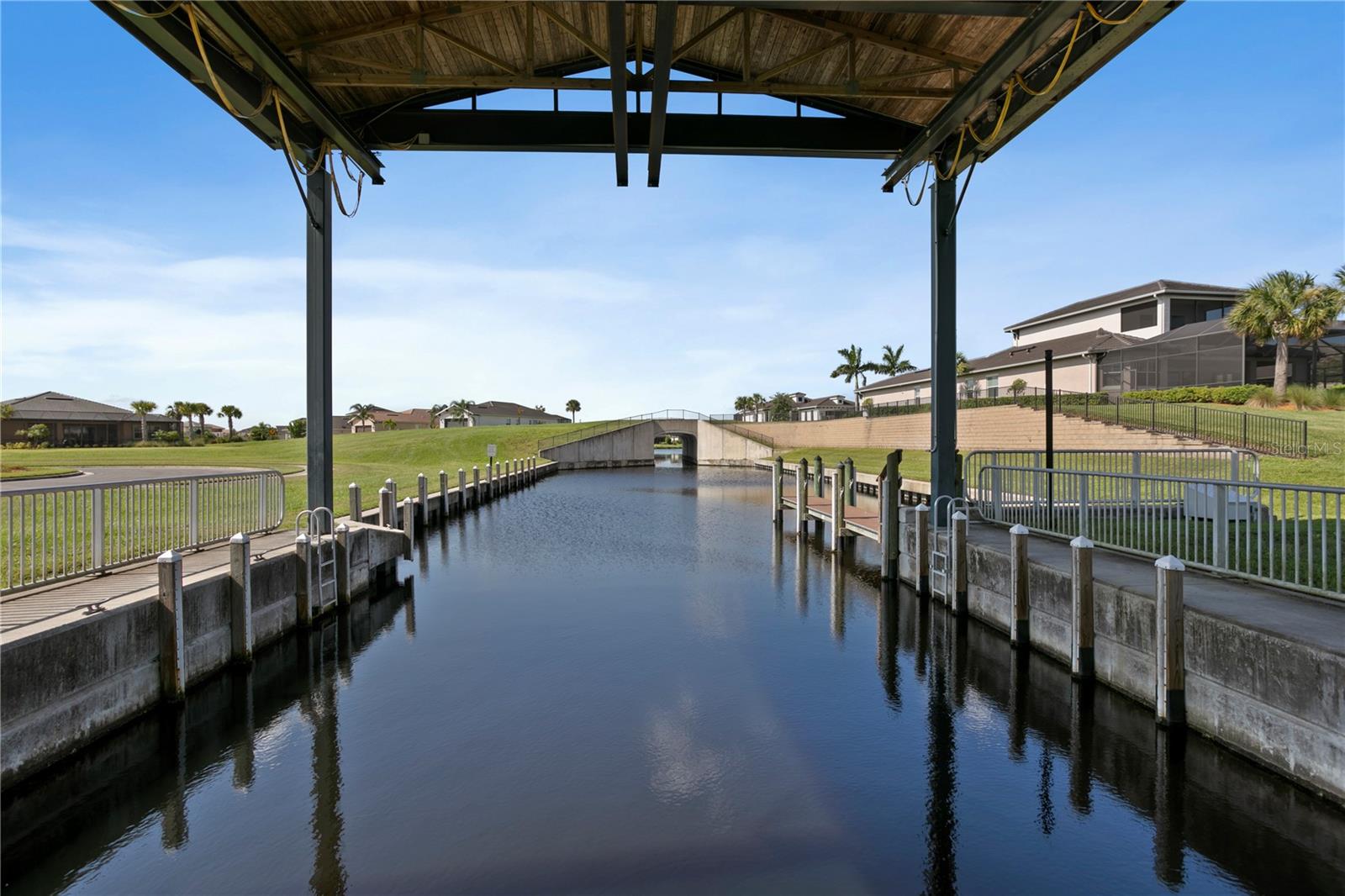 Image 56 of 73 For 5033 Lake Overlook Avenue