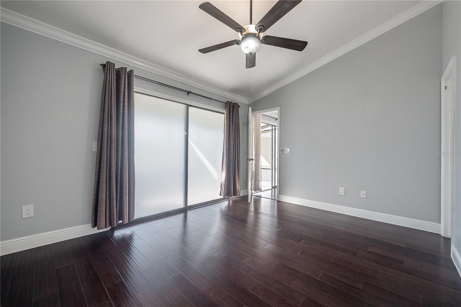 Listing photo id 8 for 5100 Burchette Road 3903