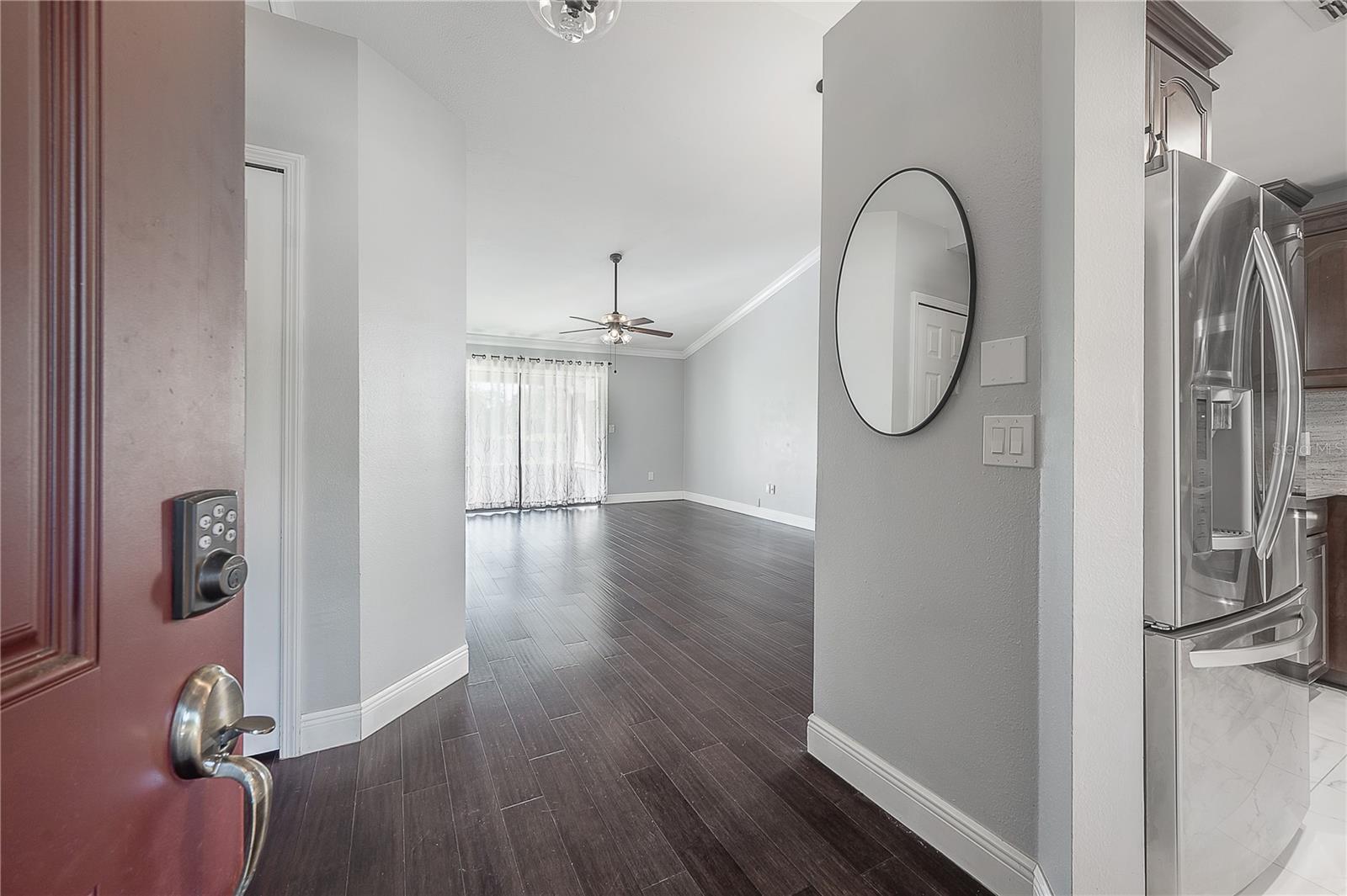 Listing photo id 0 for 5100 Burchette Road 3903