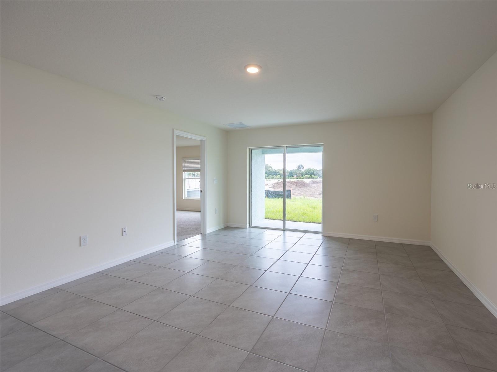 Image 12 of 37 For 3820 Mannered Gold Avenue