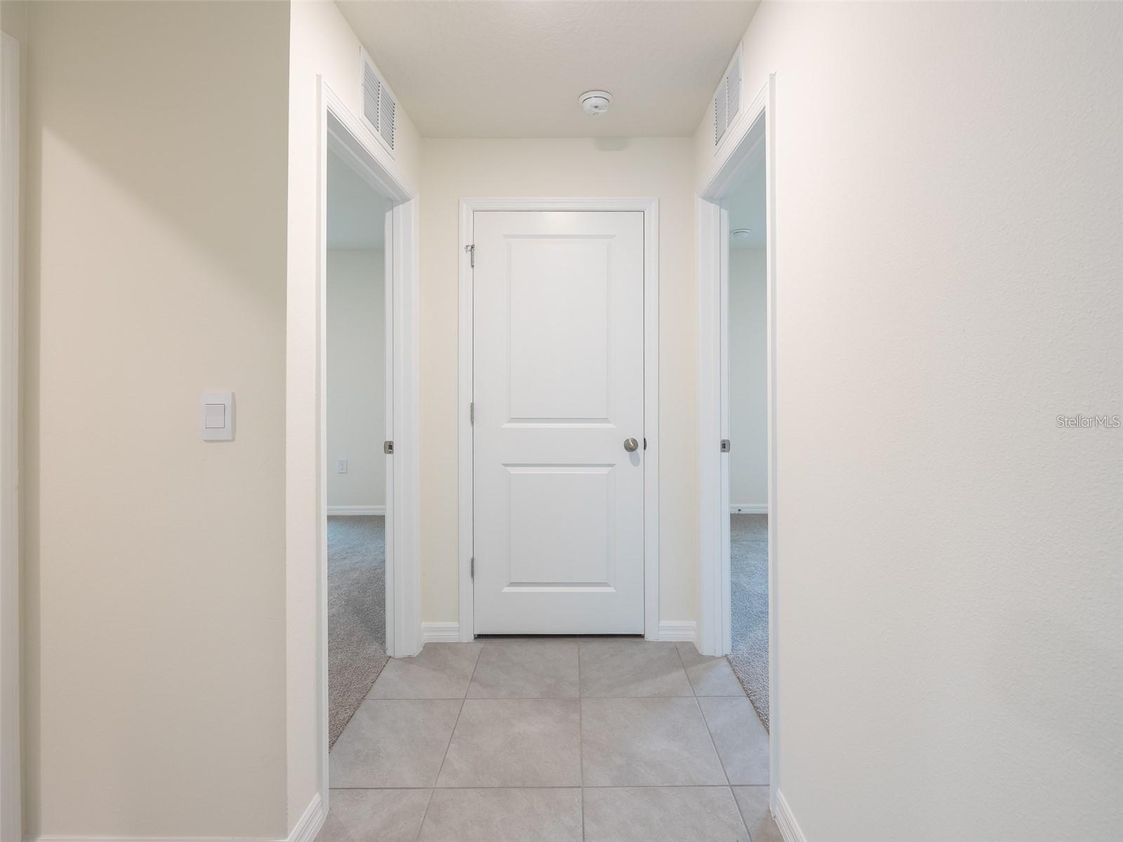 Image 16 of 37 For 3820 Mannered Gold Avenue