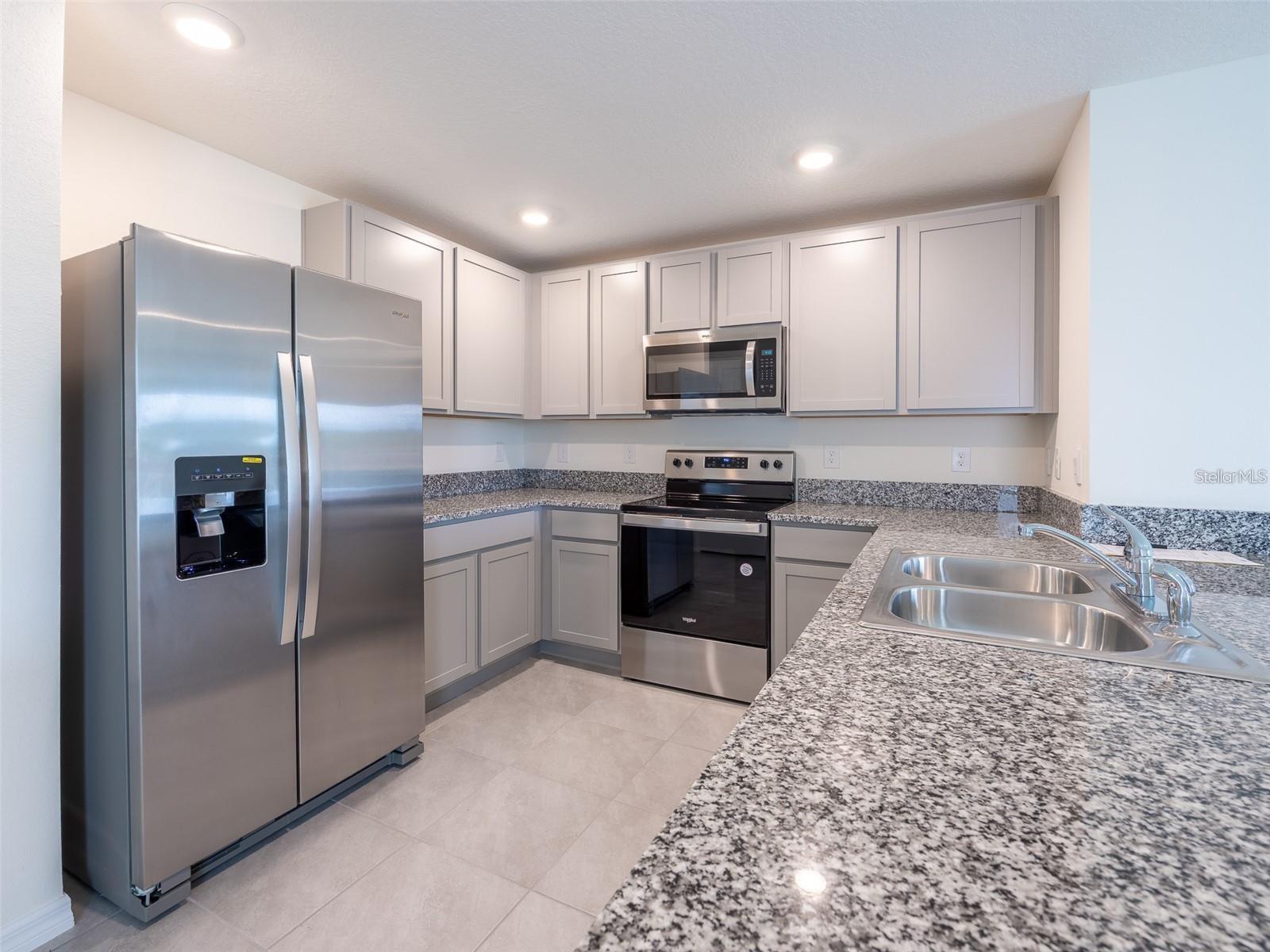 Image 9 of 37 For 3820 Mannered Gold Avenue