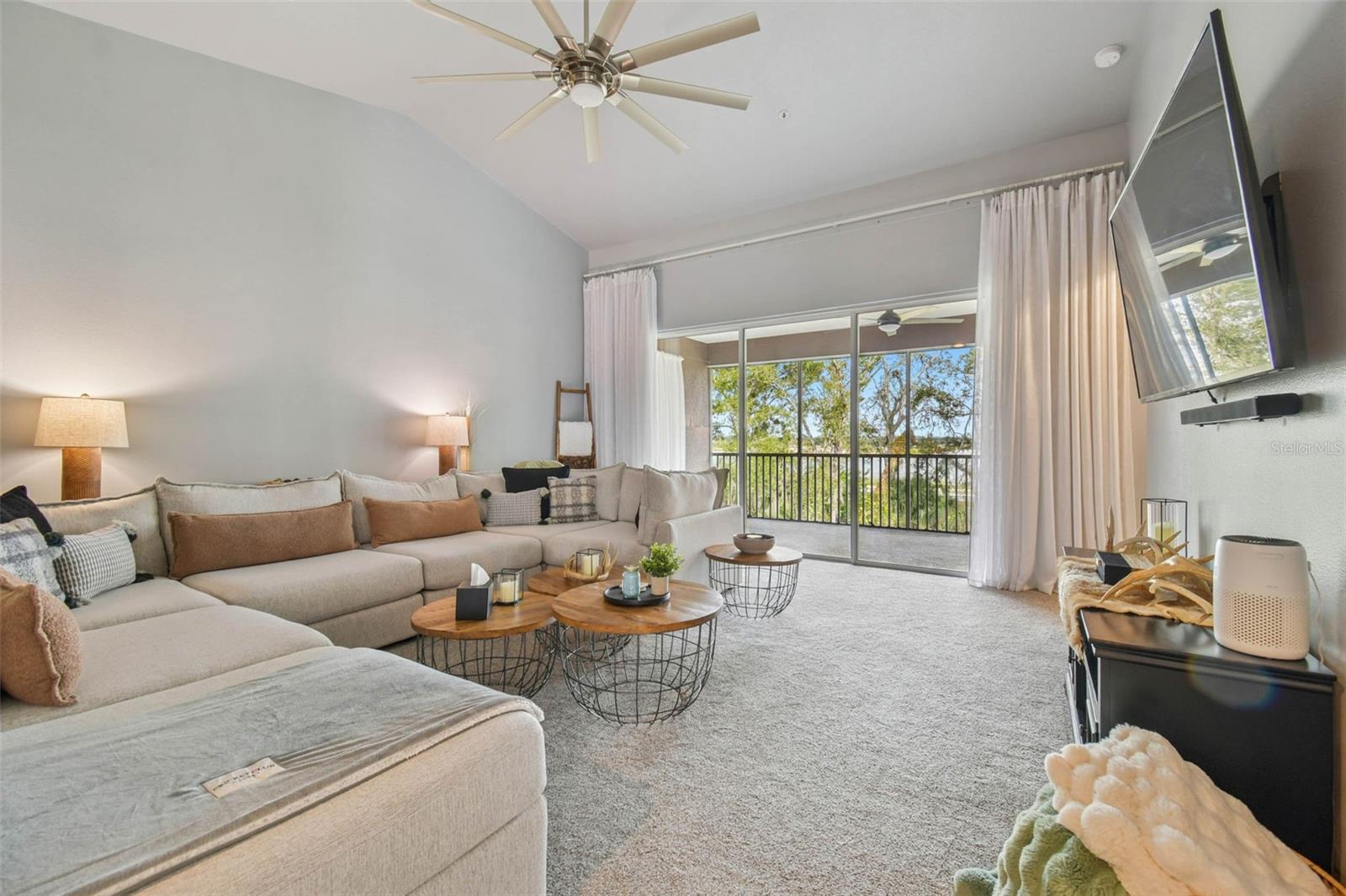 Image 10 of 33 For 2013 Santa Catalina Lane