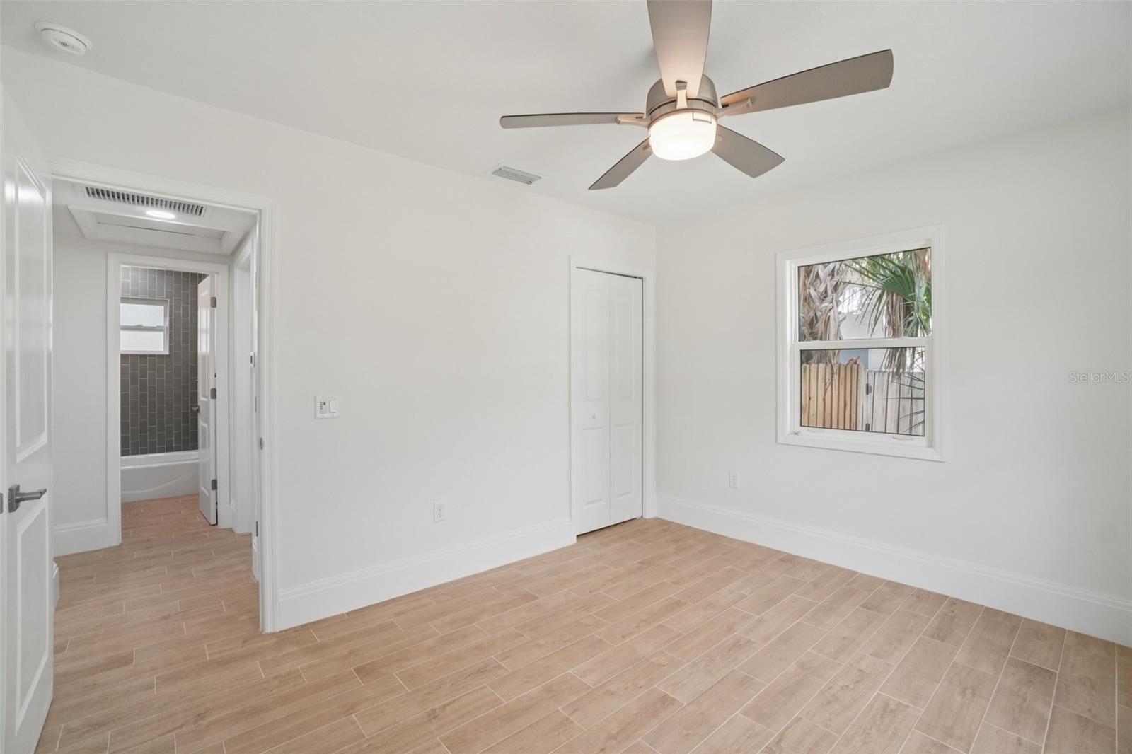 Image 15 of 23 For 9008 Bay Street Ne