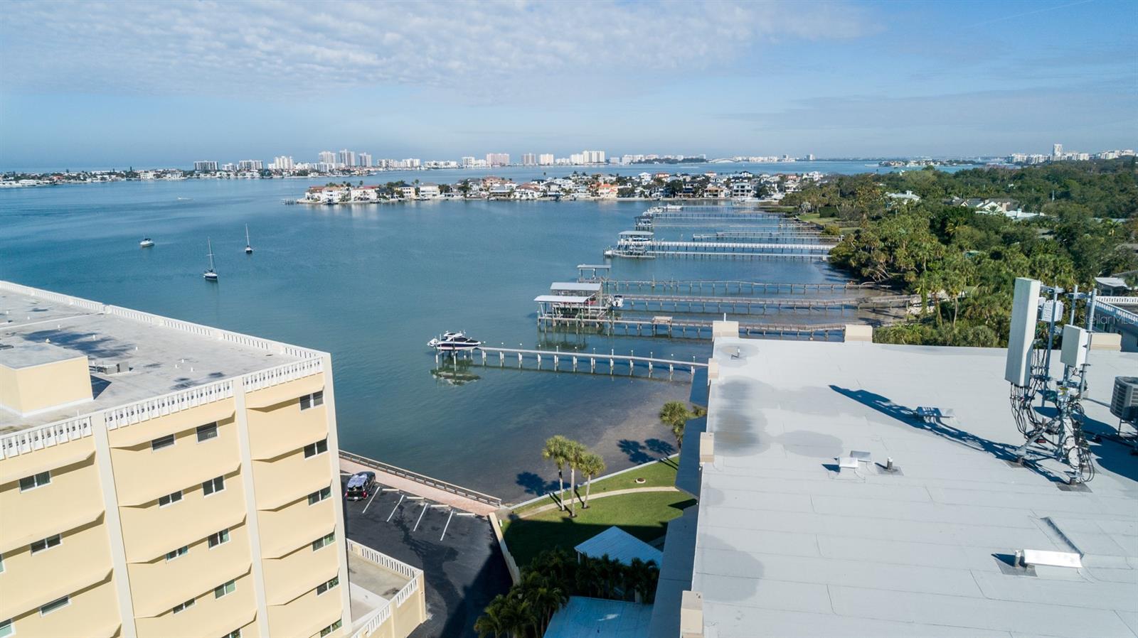 Image 34 of 45 For 100 Bluff View Drive 604a