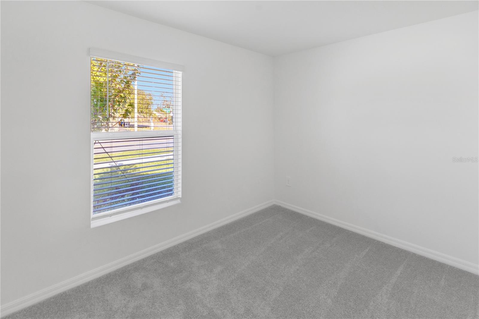 Image 14 of 44 For 2167 Lone Oak Lane