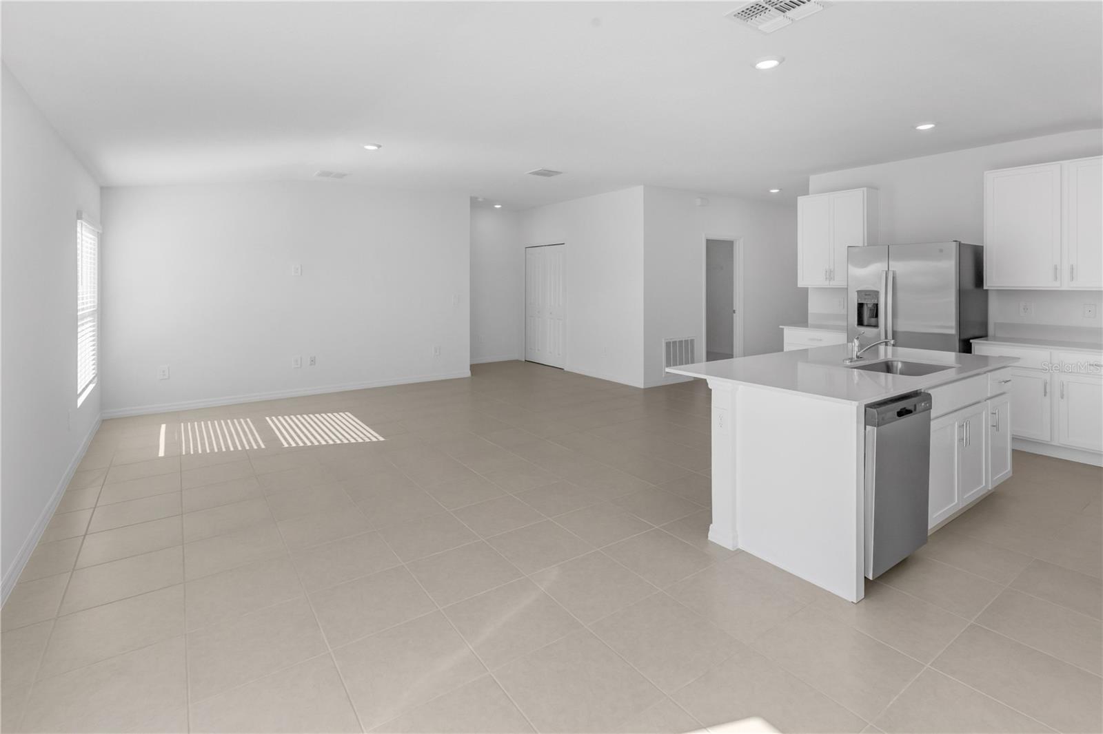 Image 27 of 44 For 2167 Lone Oak Lane