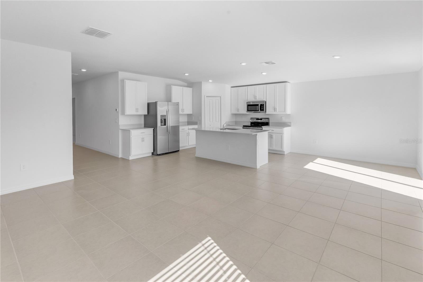 Image 28 of 44 For 2167 Lone Oak Lane