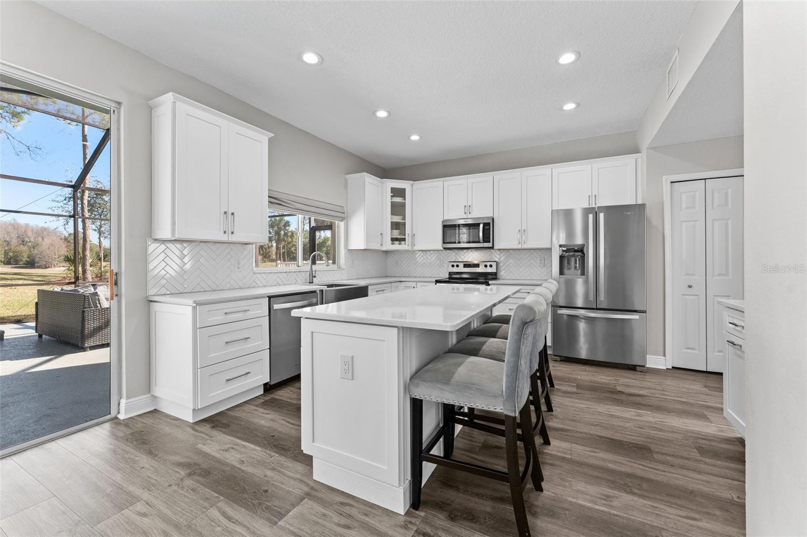 Listing photo id 4 for 10530 Plantation Bay Drive